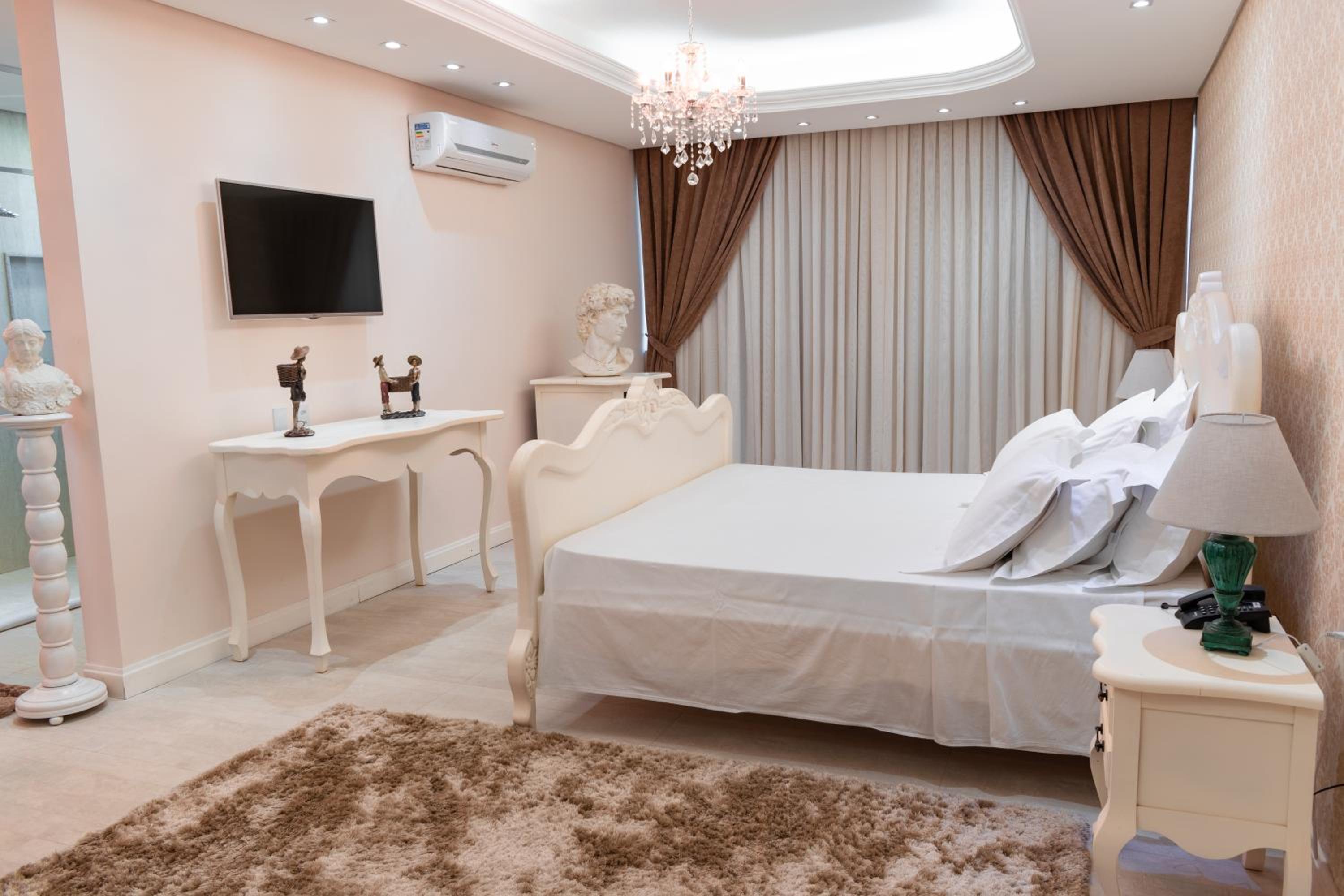 King Room with Spa Bath photo 2