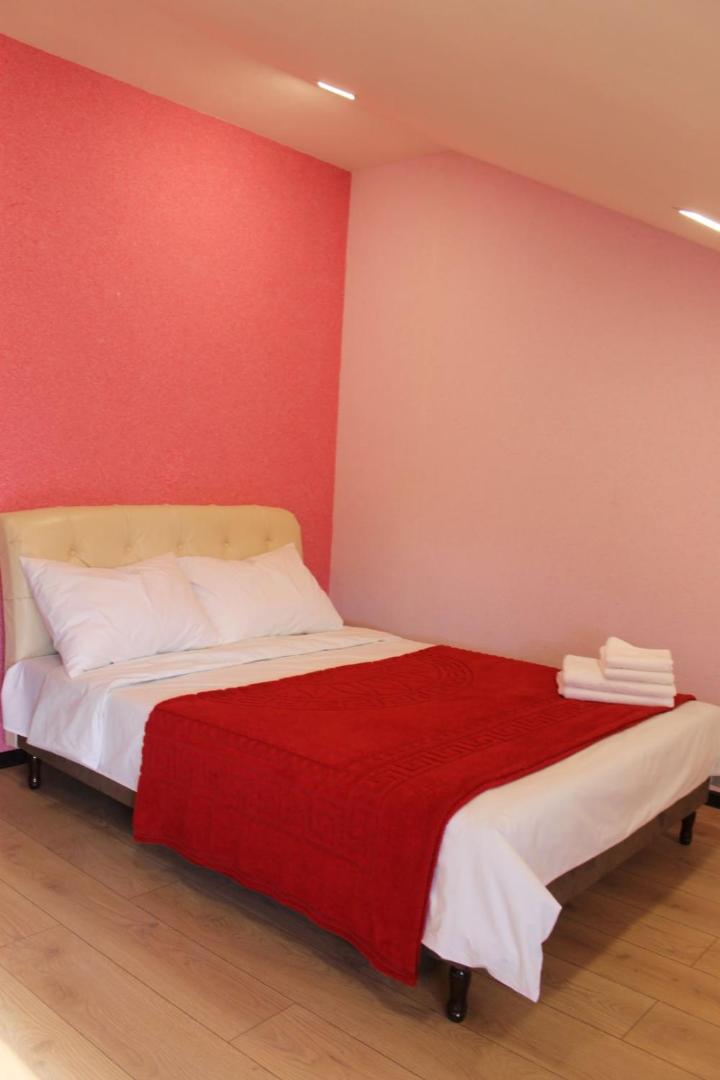 Budget Double Room photo 2