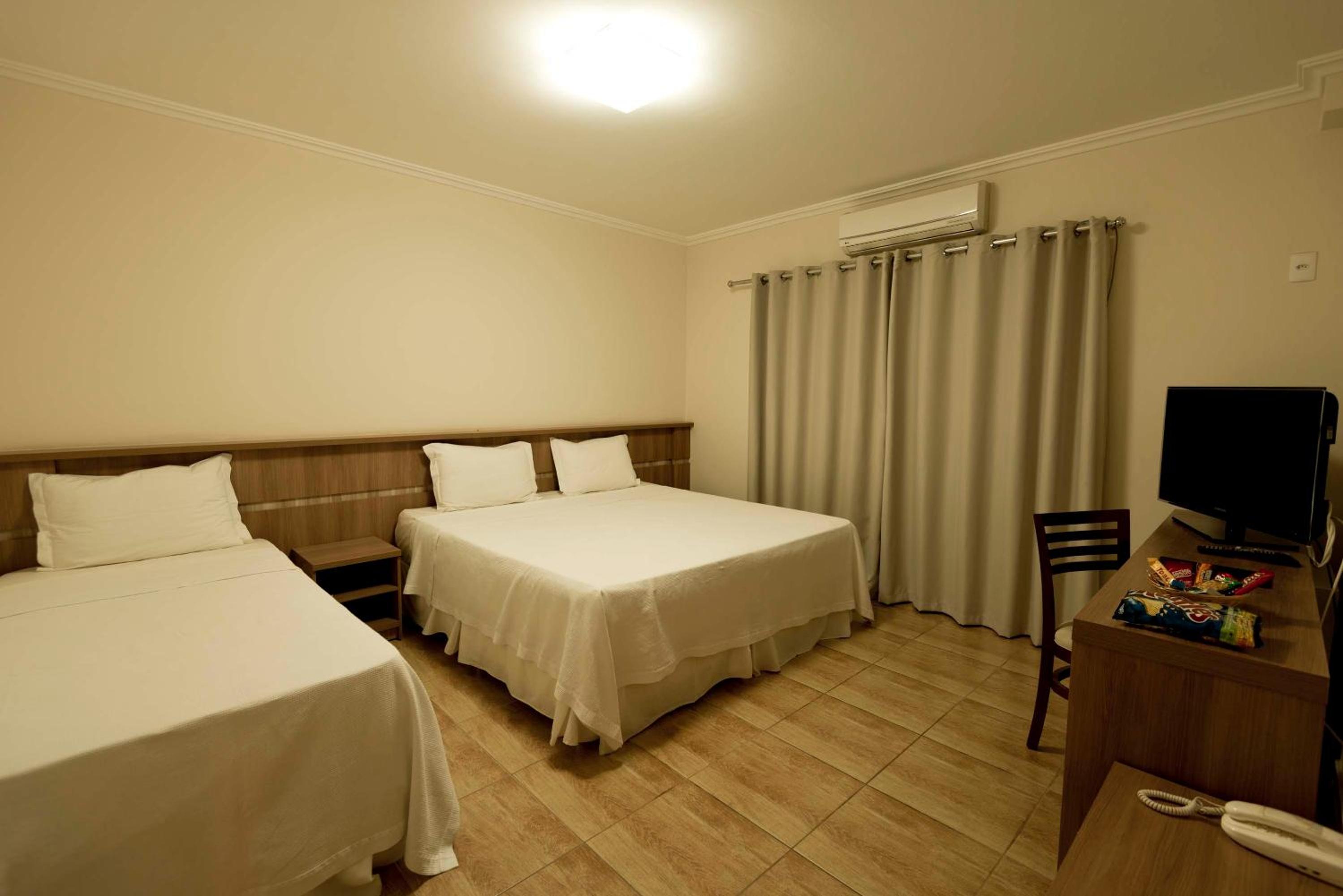 Double or Twin Room - Main Building - Photo 12