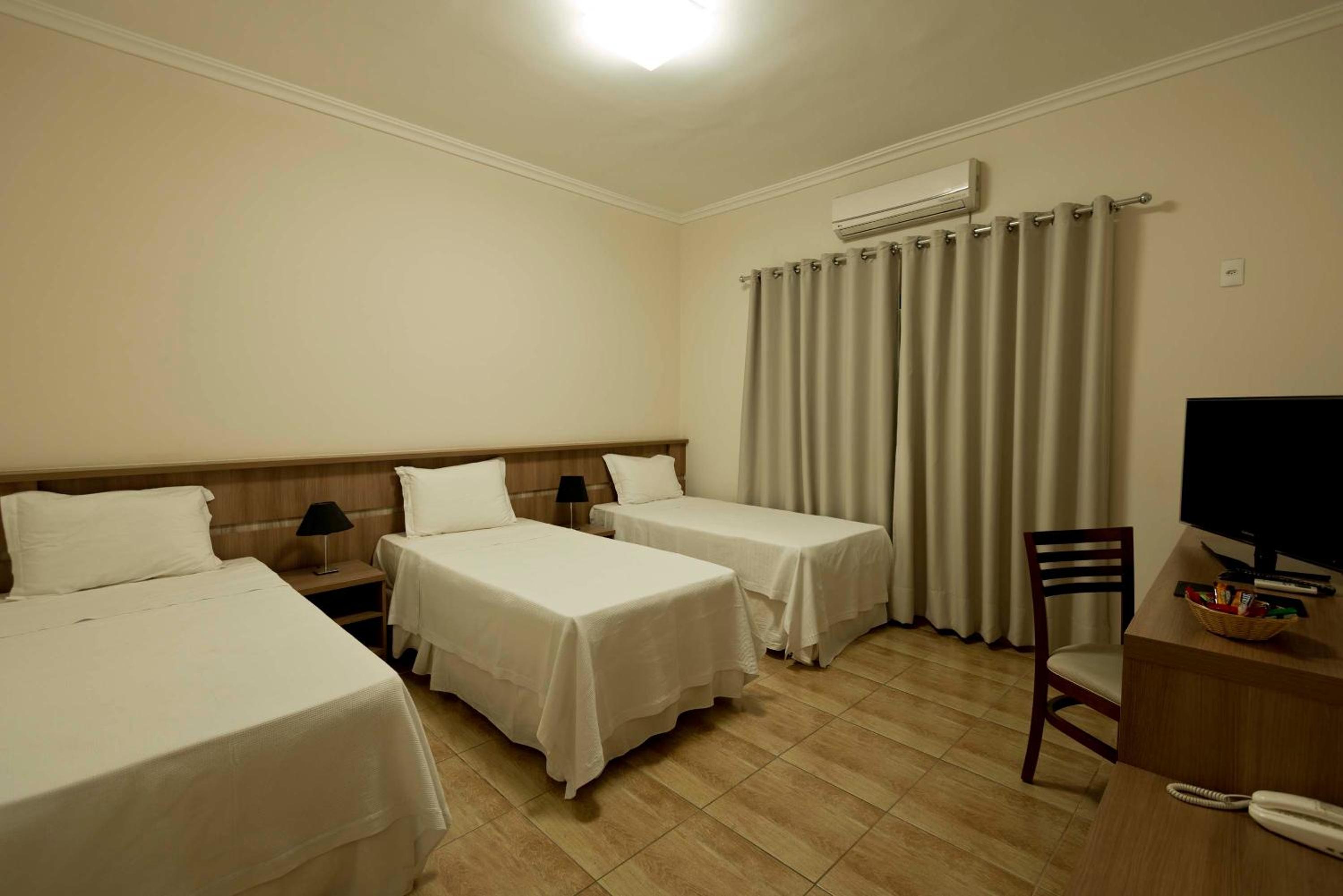 Double or Twin Room - Main Building - Photo 2