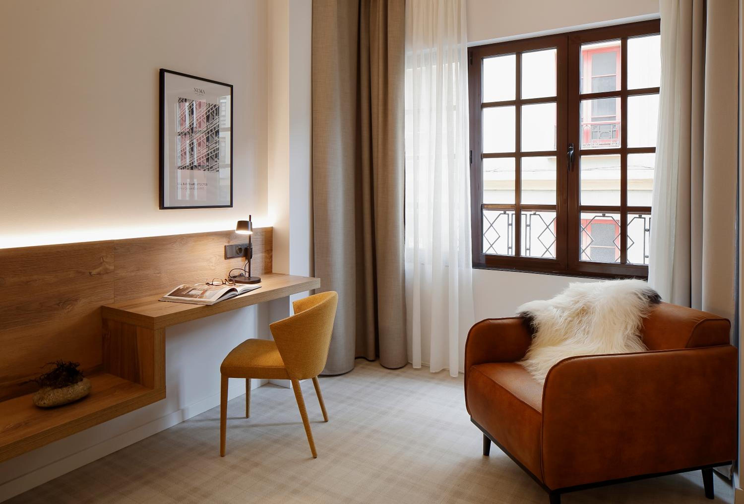 Standard Double or Twin Room - Photo 33