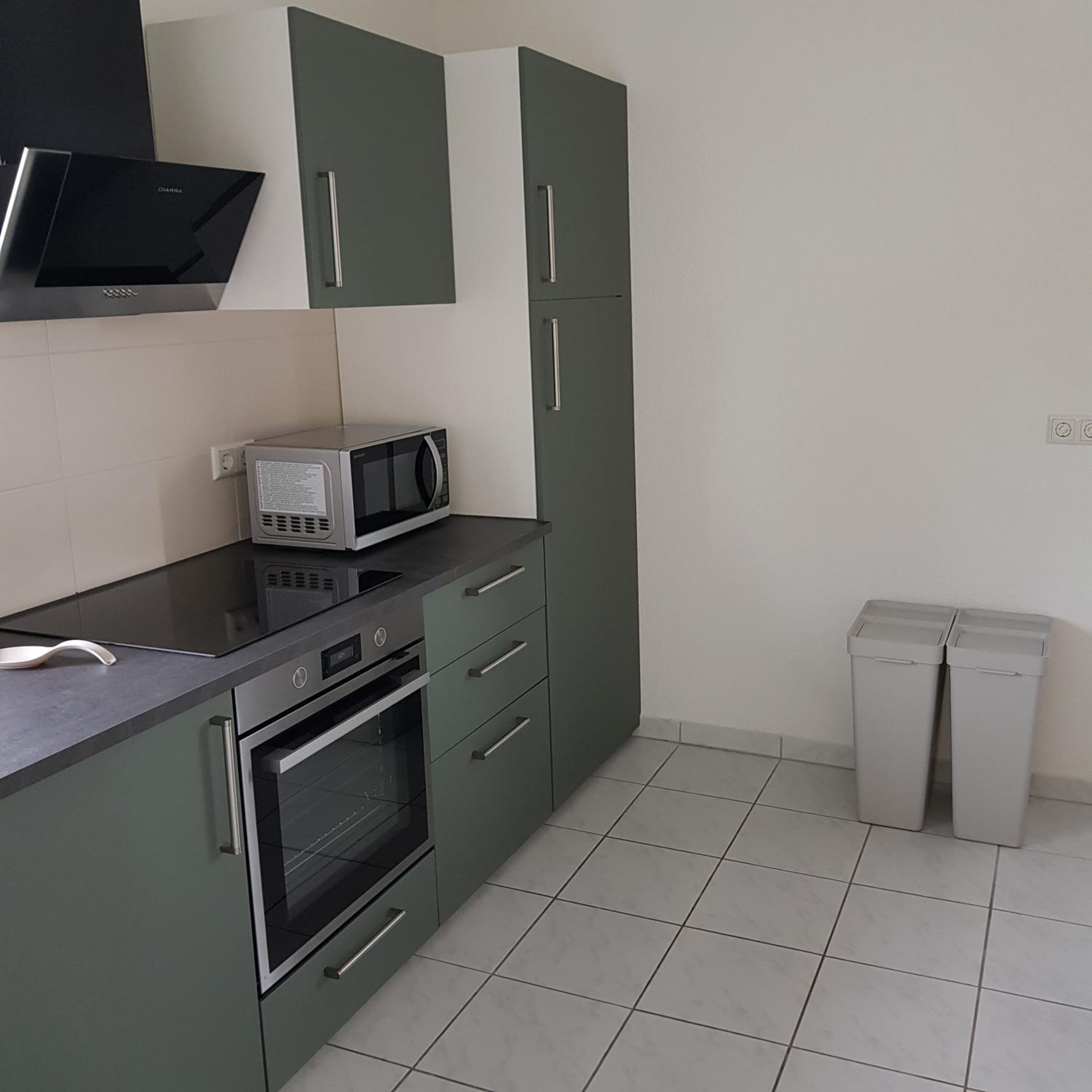 Apartment with Balcony - Photo 7