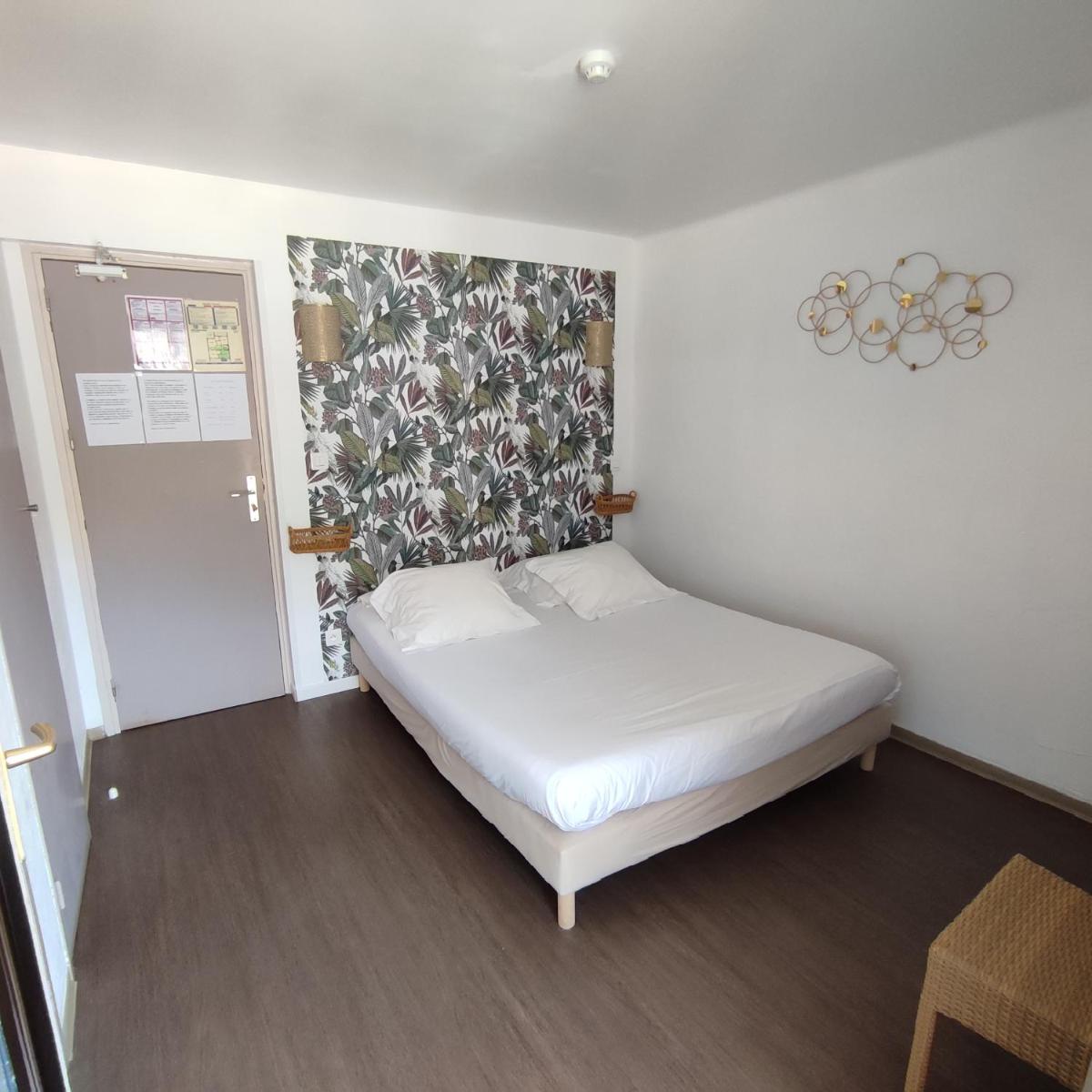 Double Room - Photo 2