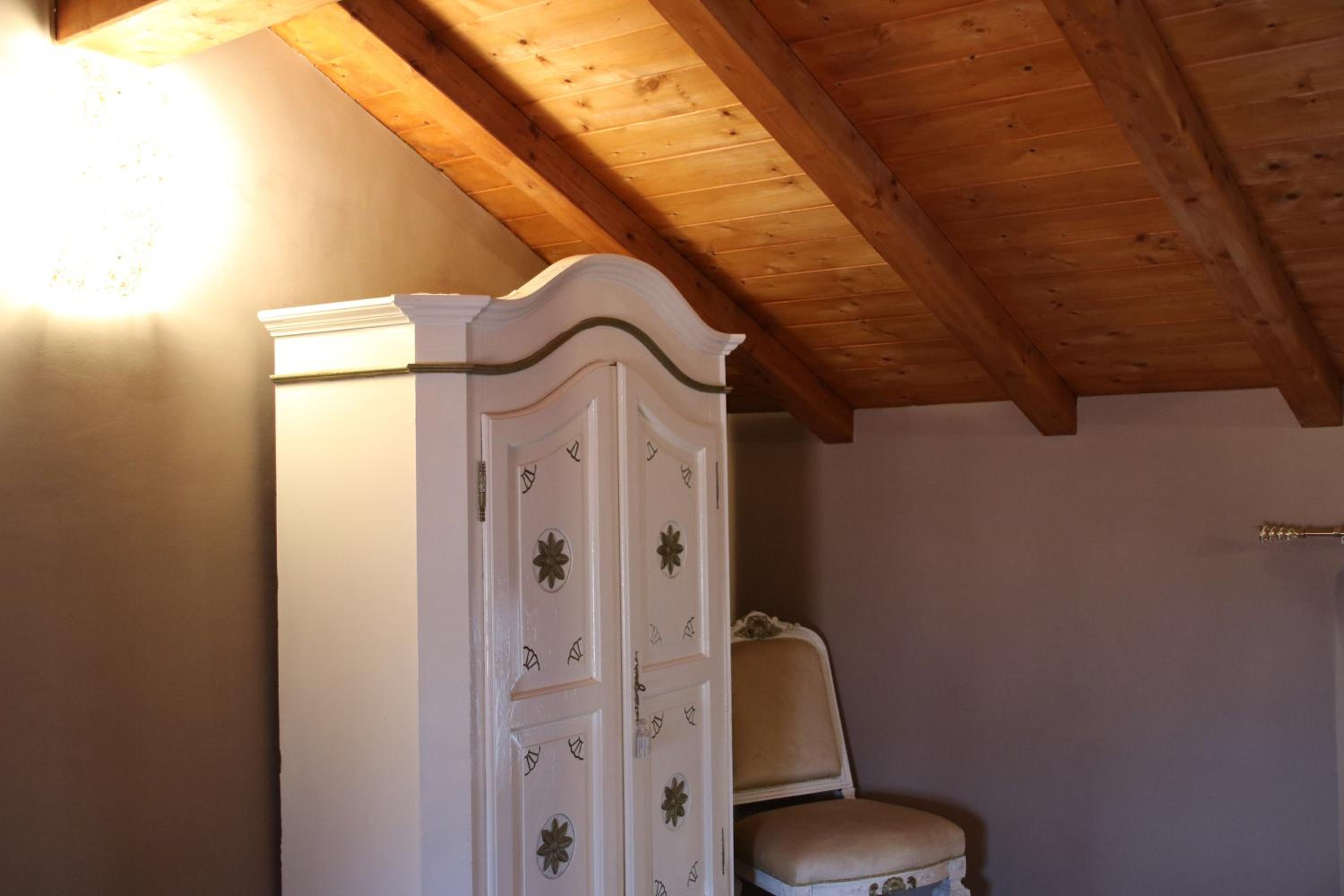 Double Room - Photo 3