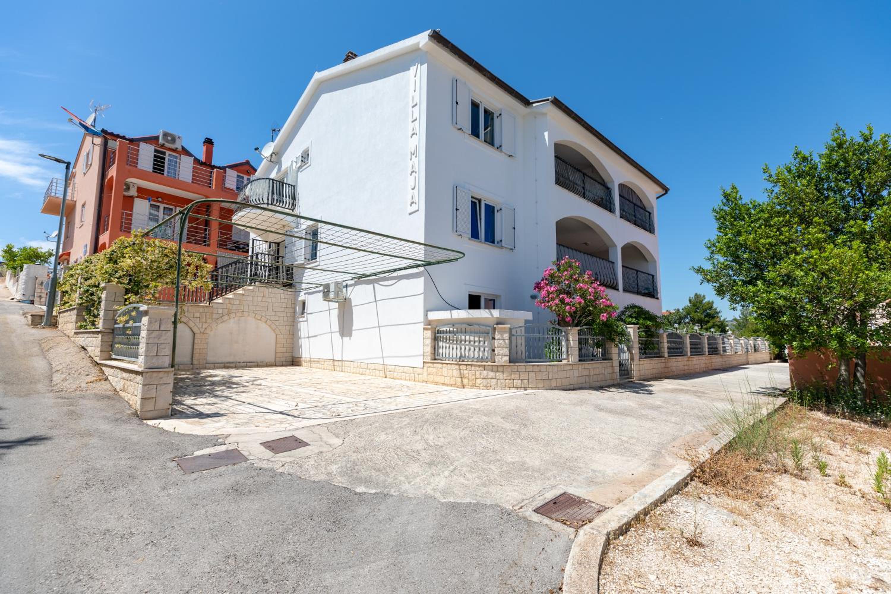 Apartment with Sea View
