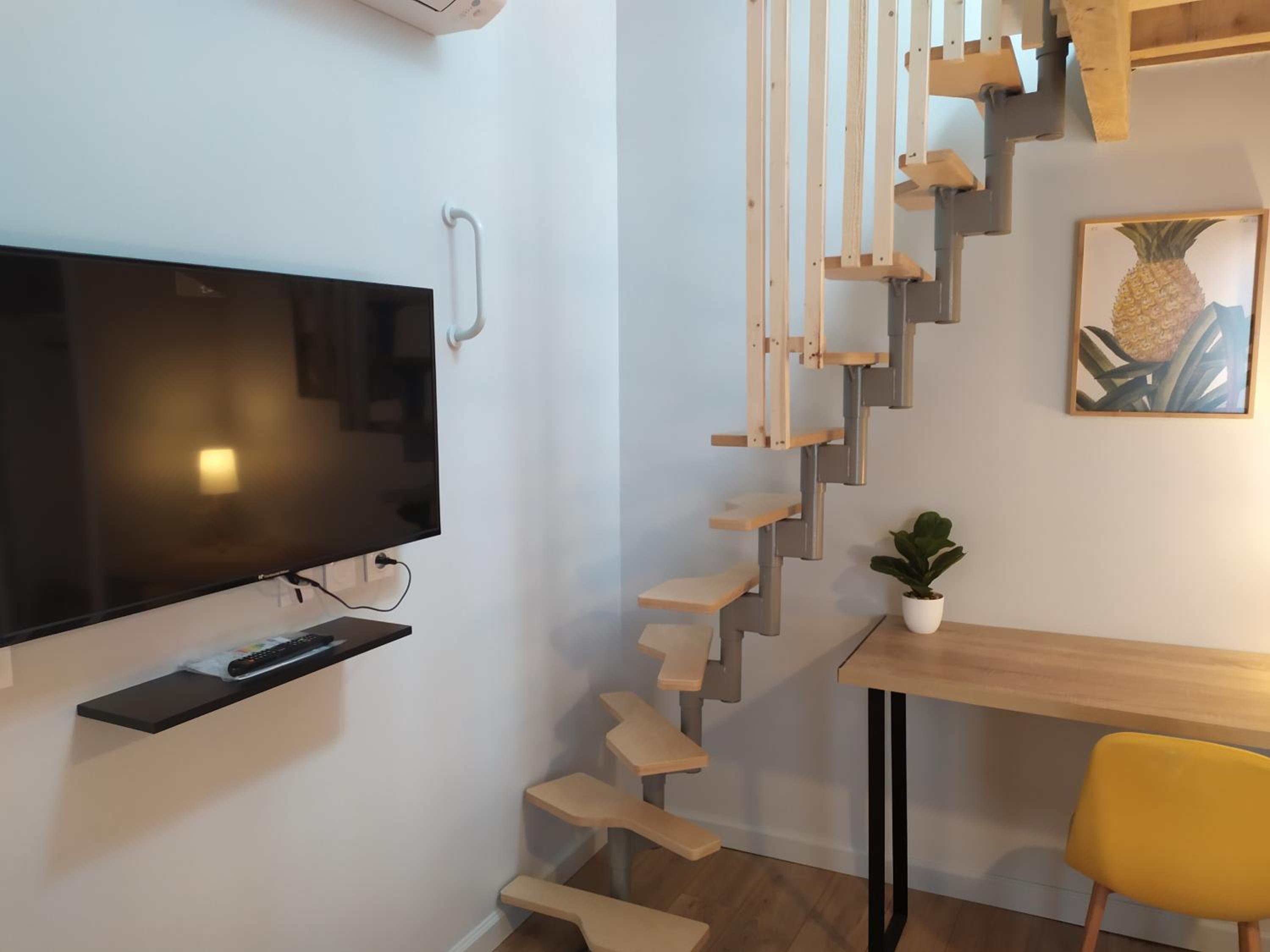 Two-Bedroom Apartment - Photo 15