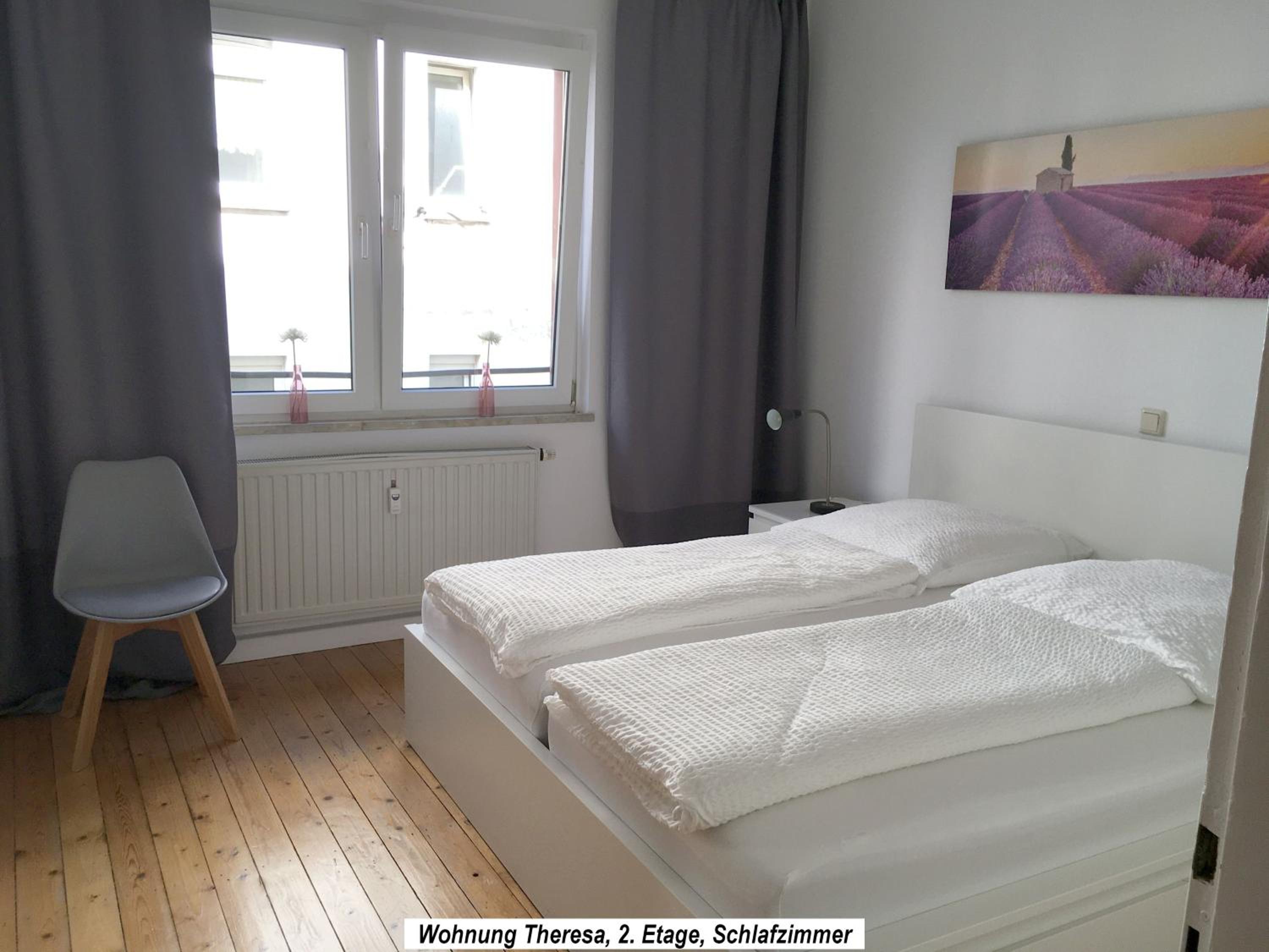 Apartment photo 2