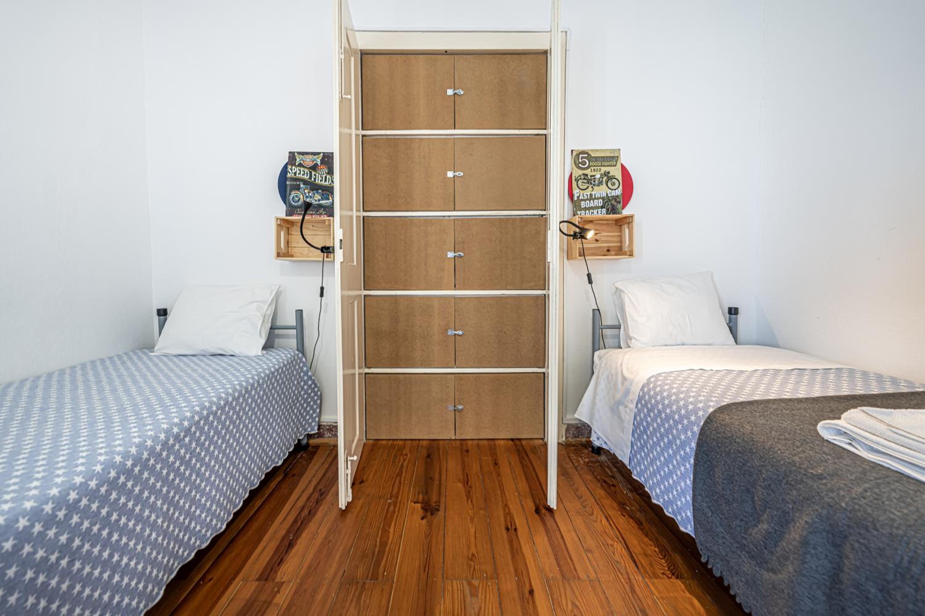 4-Bed Mixed Dormitory Room photo 3