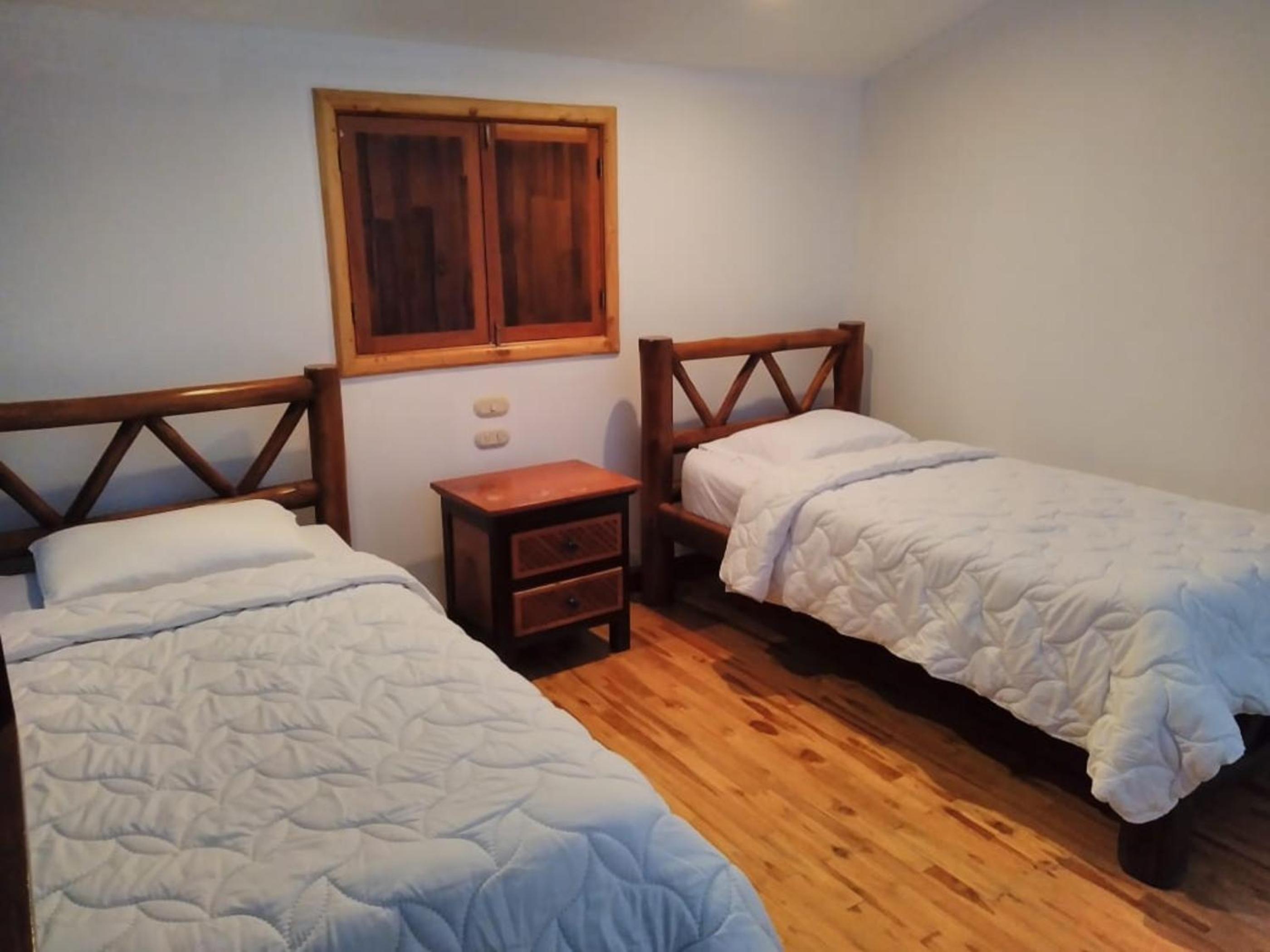 Standard Queen Room photo 3
