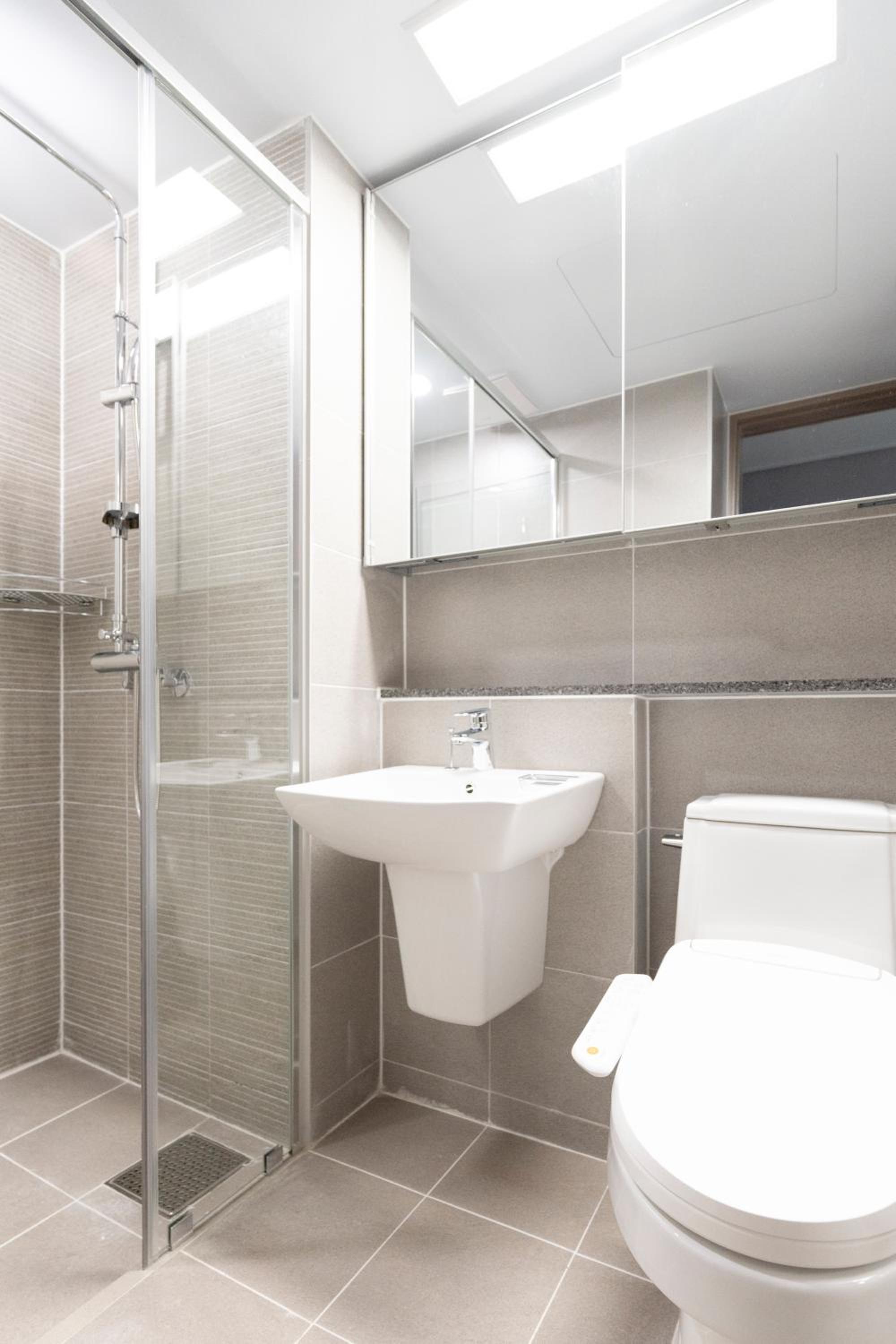 Superior Double Room with City View - Photo 5