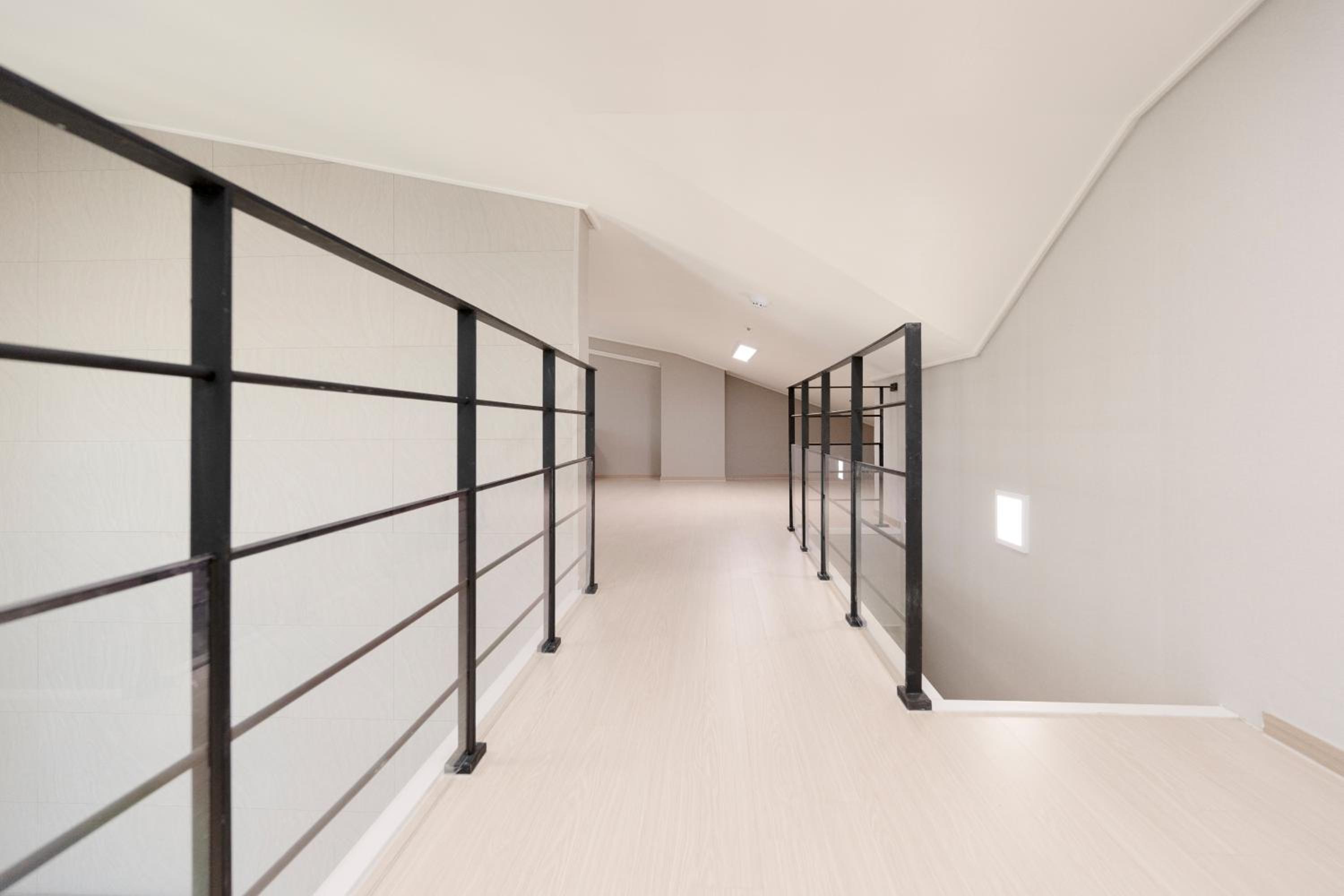 Duplex Suite with Ocean View - Photo 7