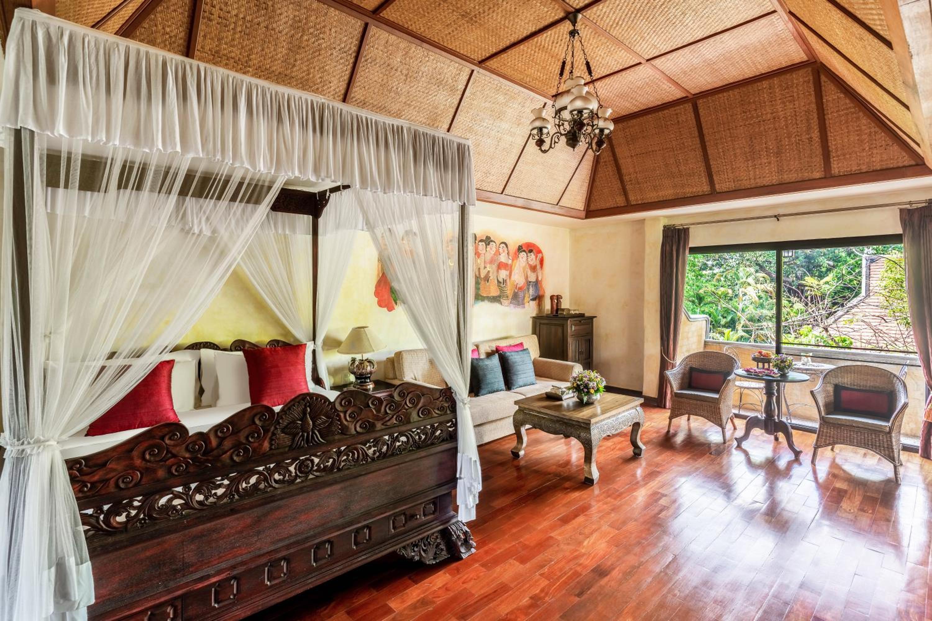 Junior Suite with Private Balcony