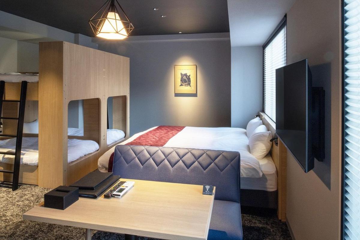 Deluxe Double Room with Bath - Photo 4