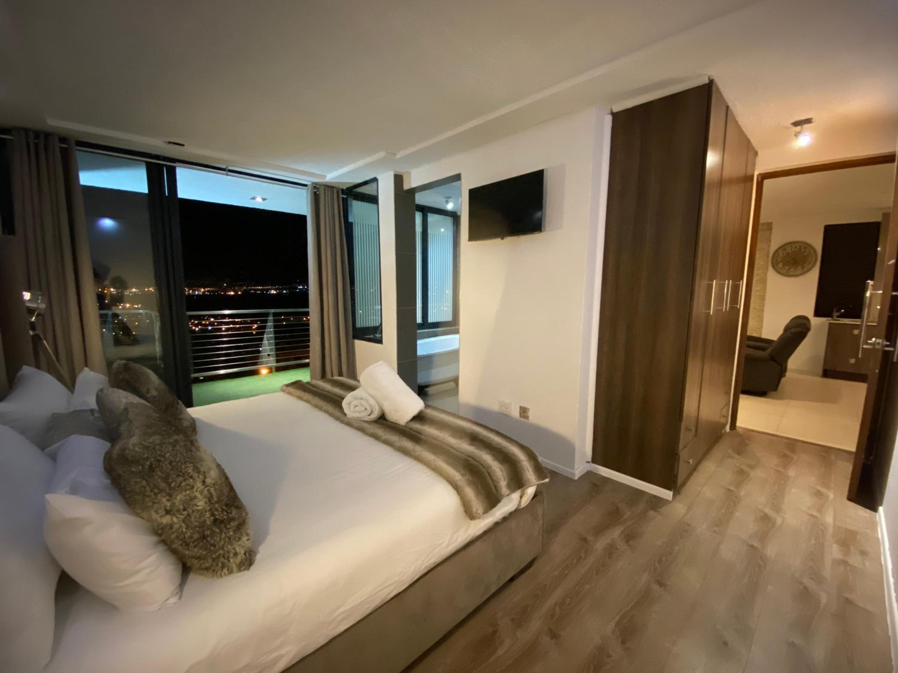 Superior Suite with Sea View - Photo 5