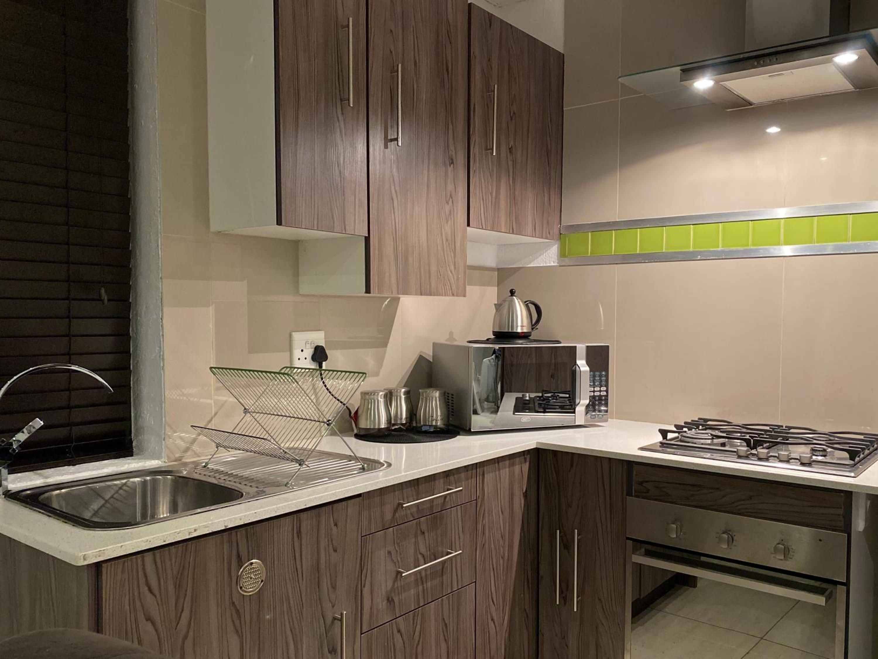 Superior Suite with Sea View - Photo 19