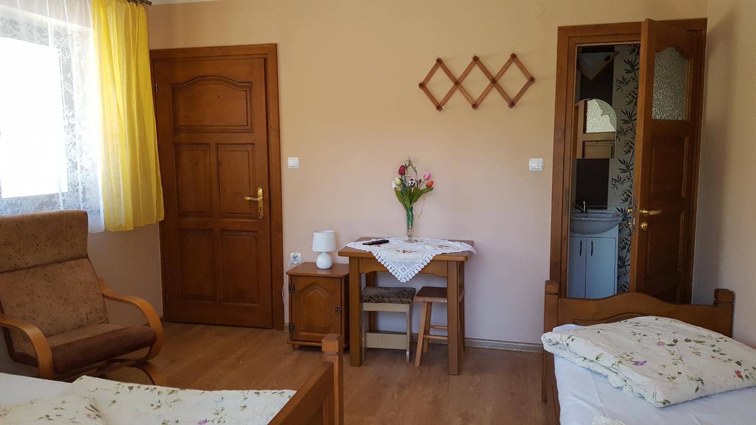 Single Room photo 3