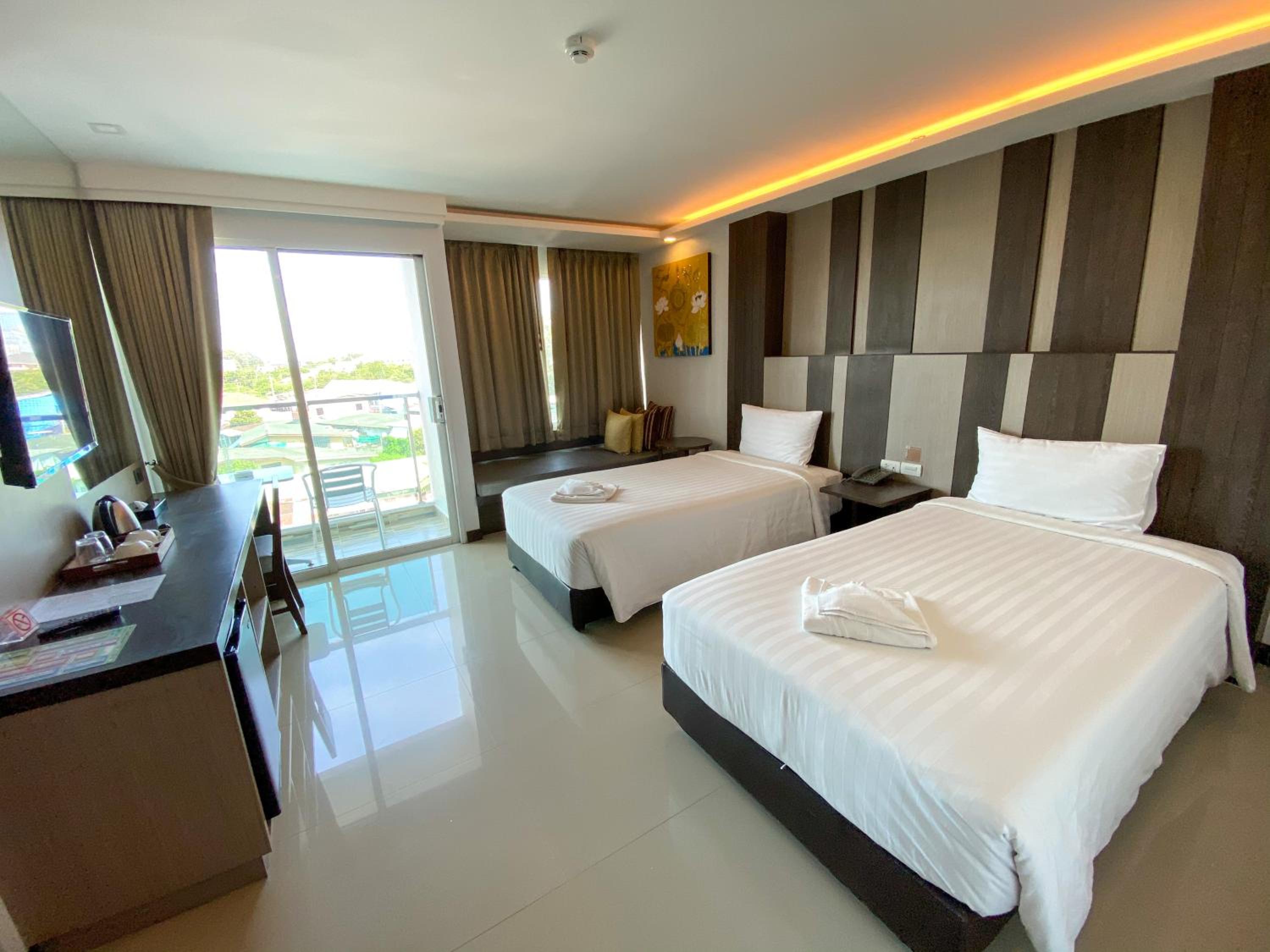 Superior Twin Room photo 1