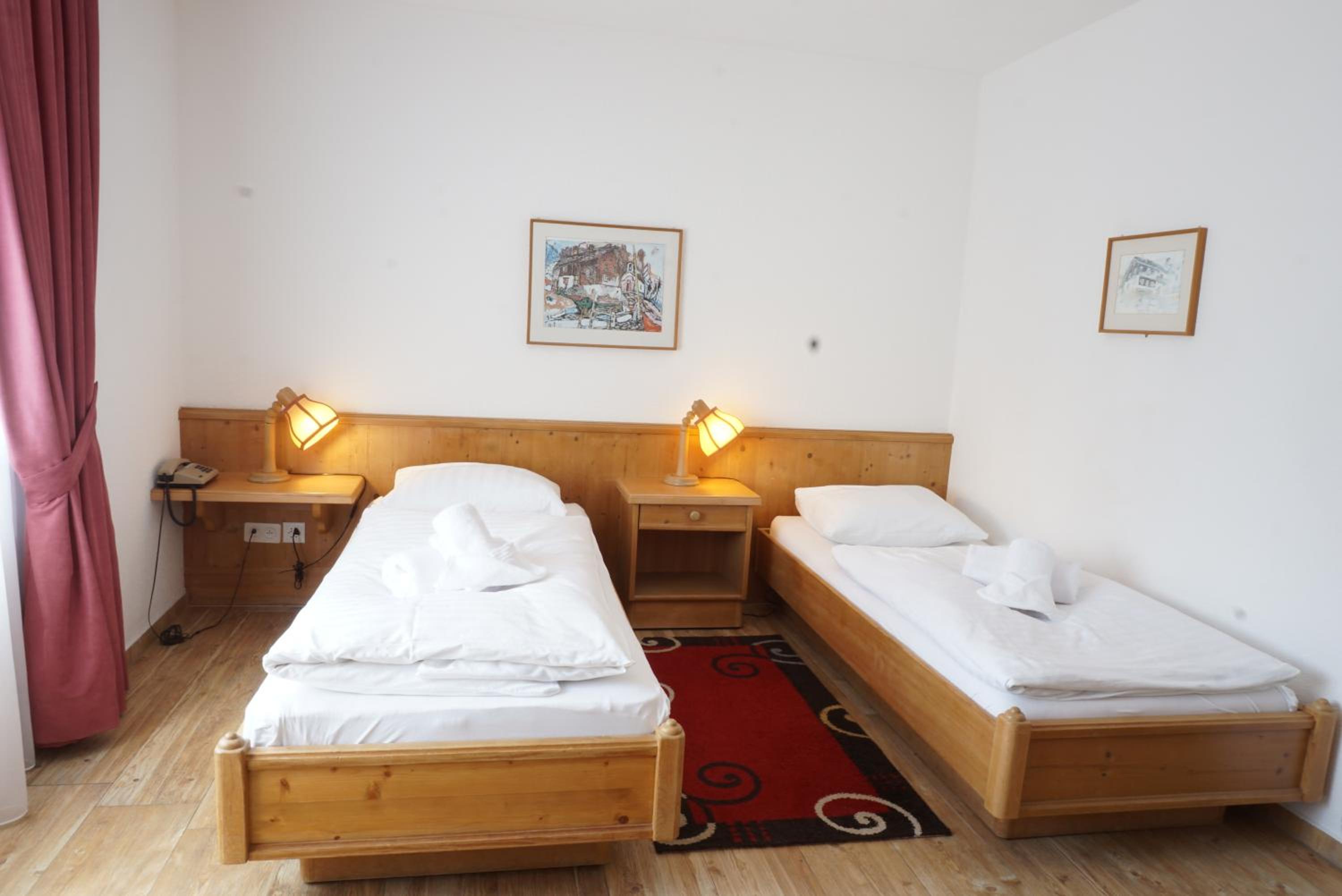 Standard Double Room - Photo 5