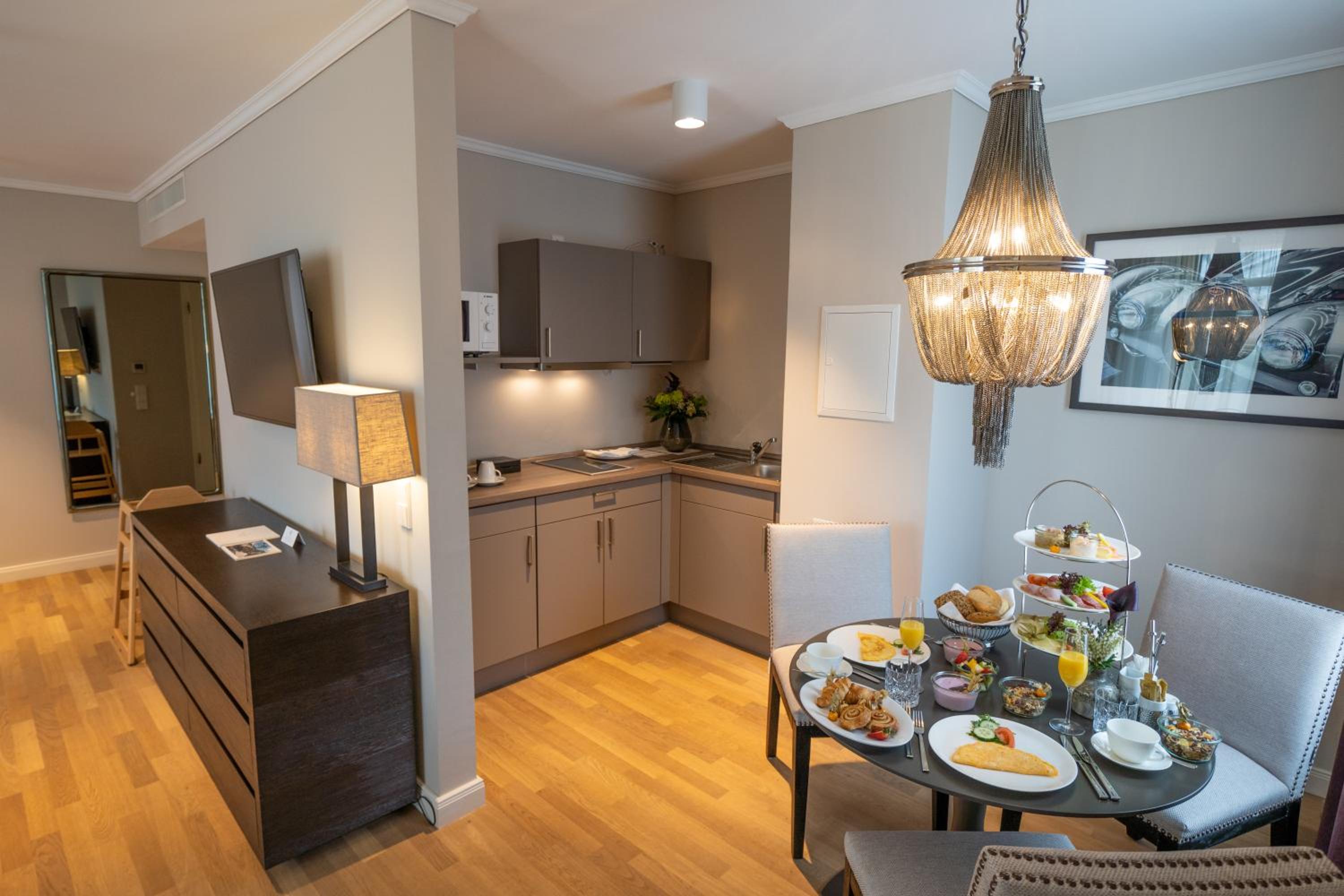 Apartment - Photo 2