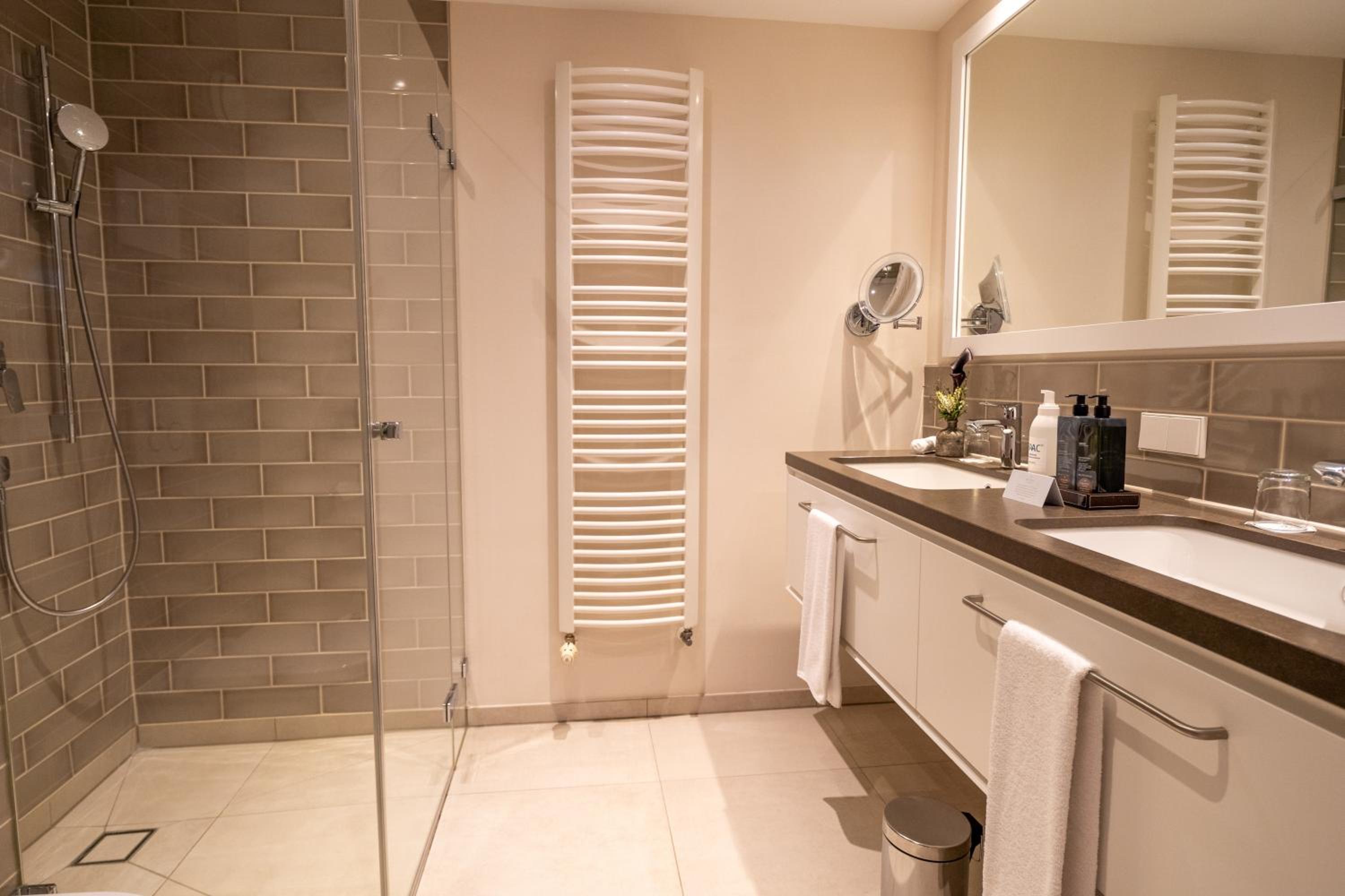 Apartment - Photo 3