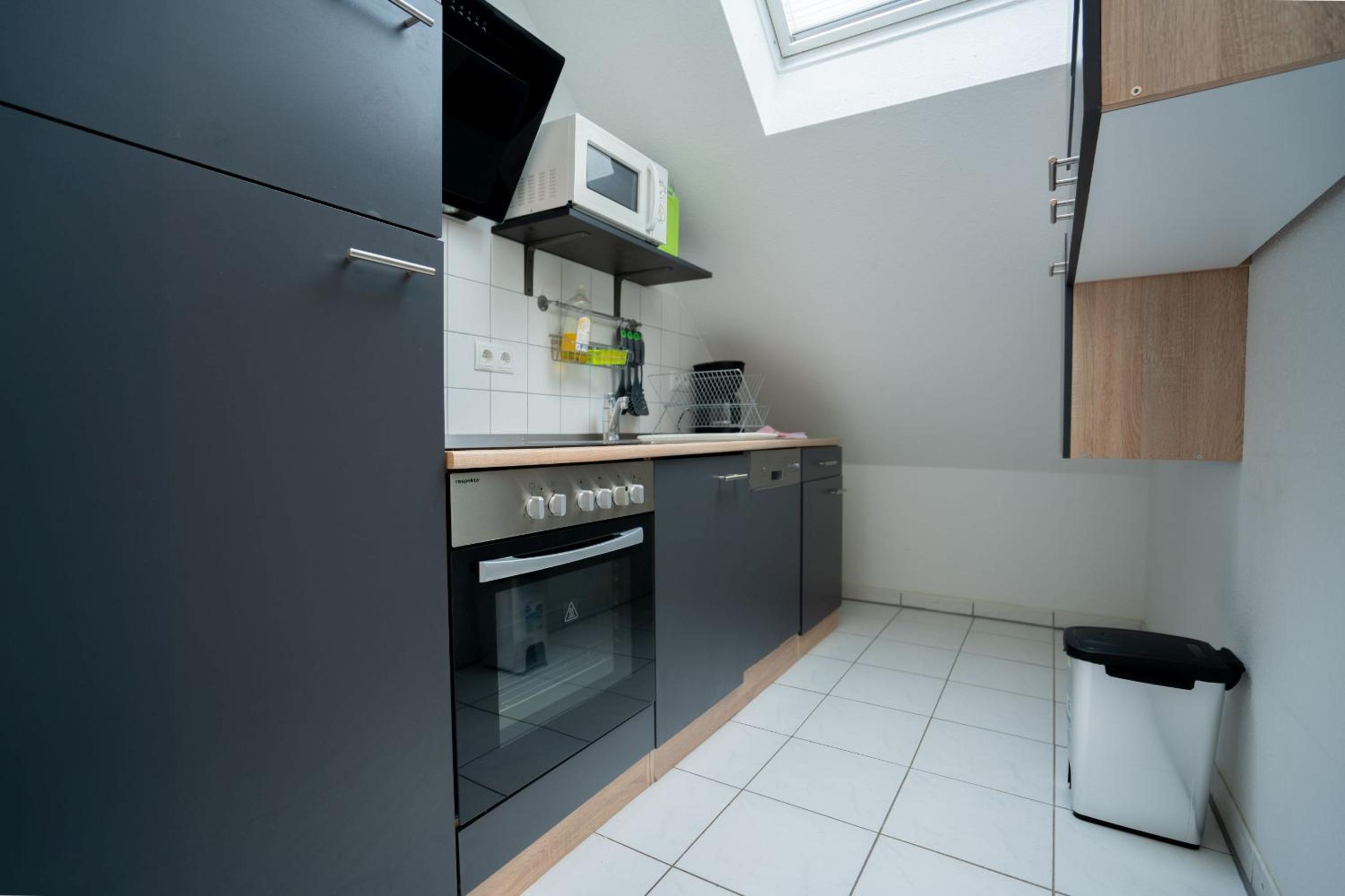 One-Bedroom Apartment with Balcony photo 3