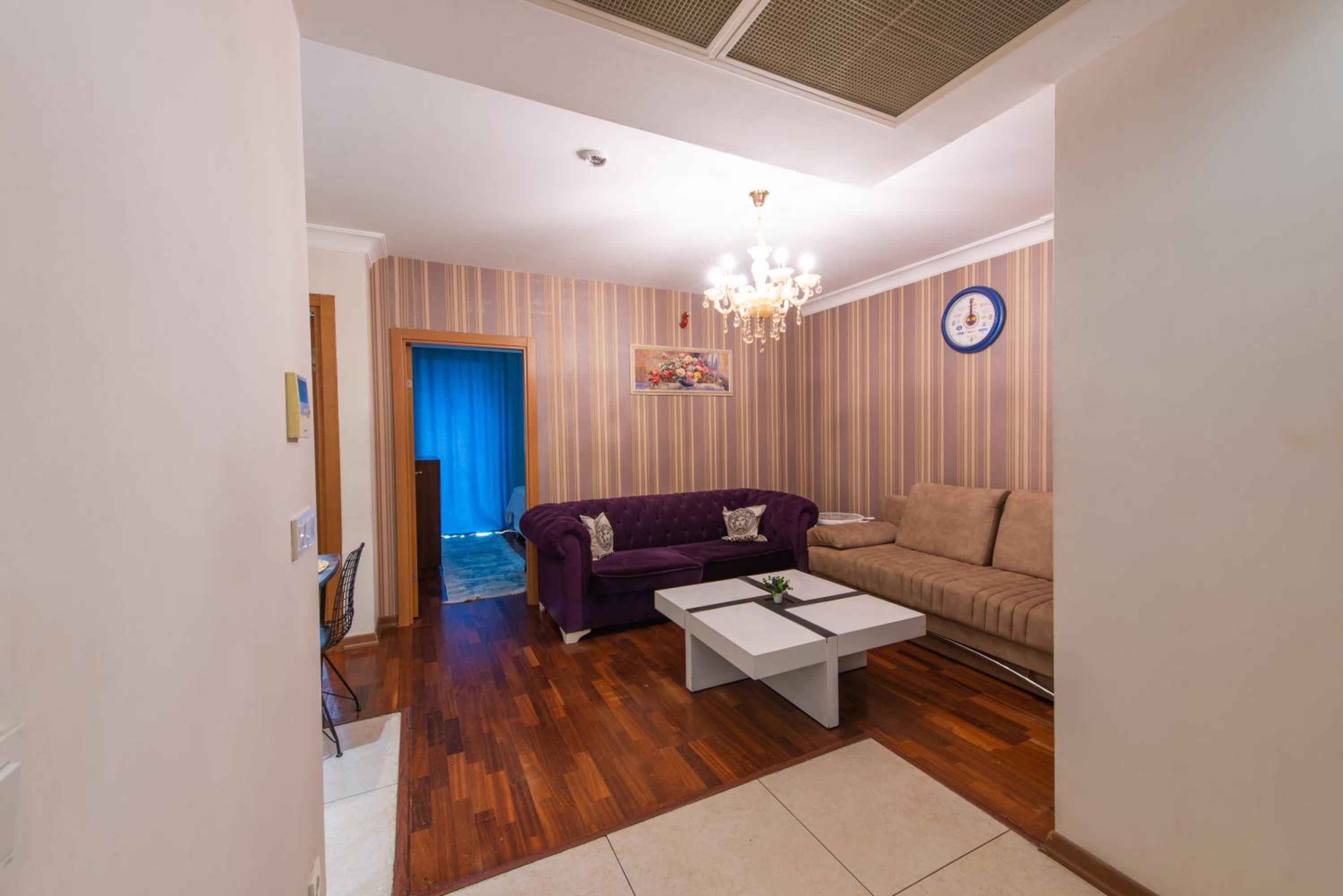Apartment photo 3