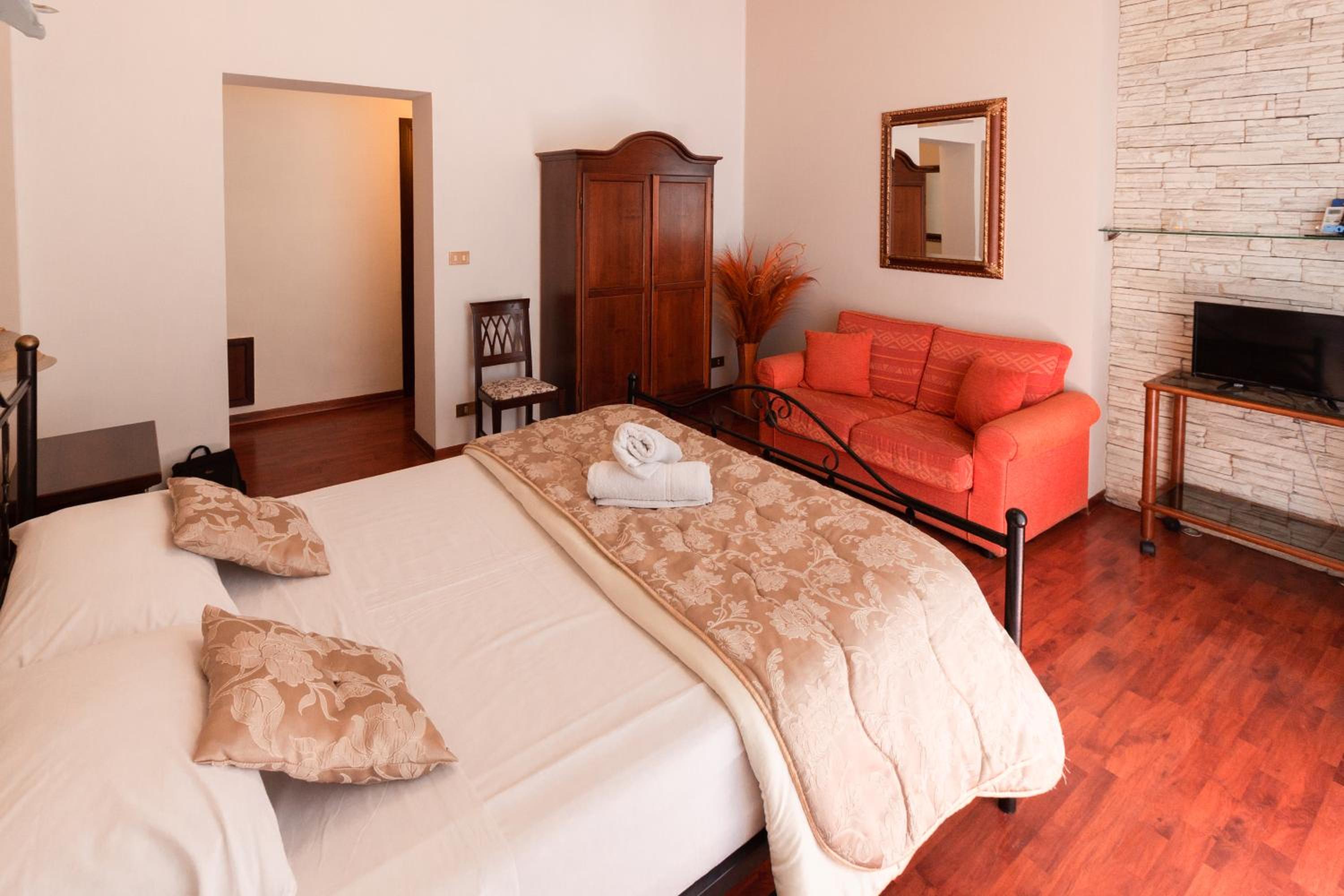 Junior Suite - Photo 8