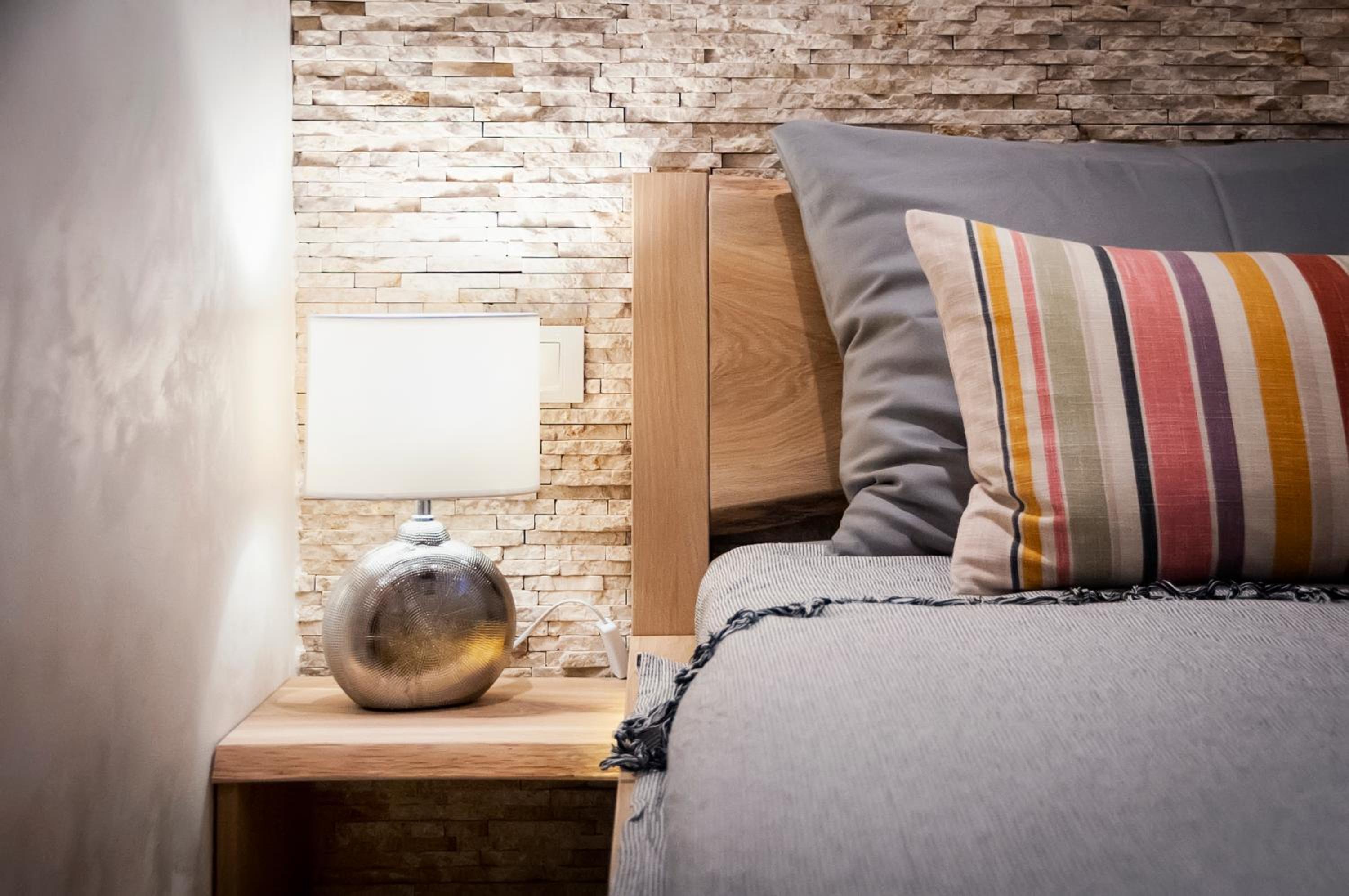 One-Bedroom Apartment - Photo 1