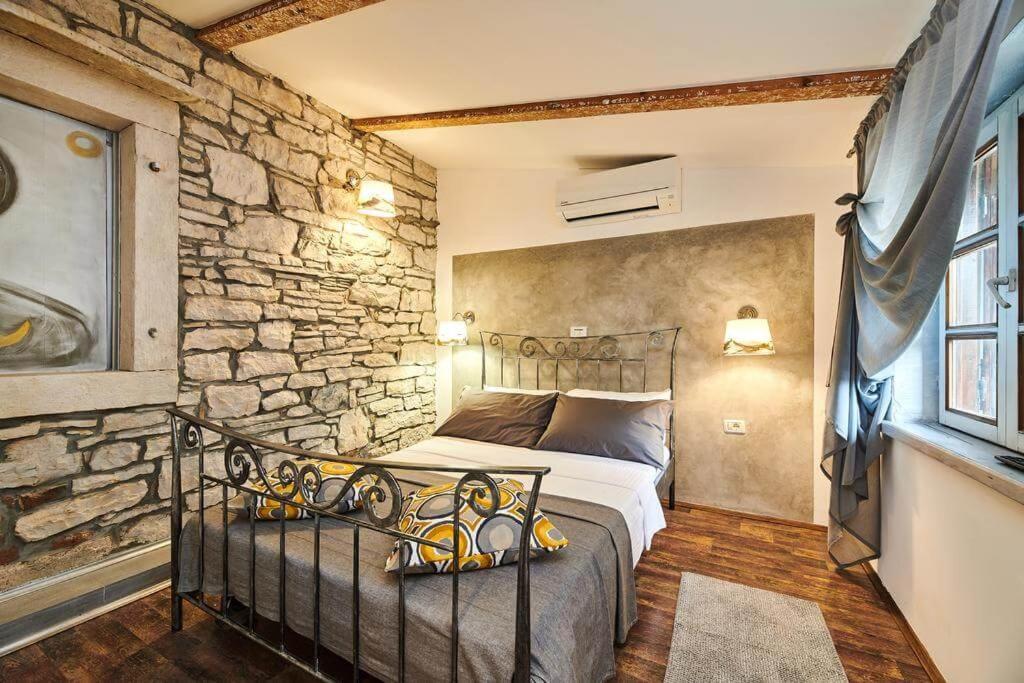 Small Double Room photo 1