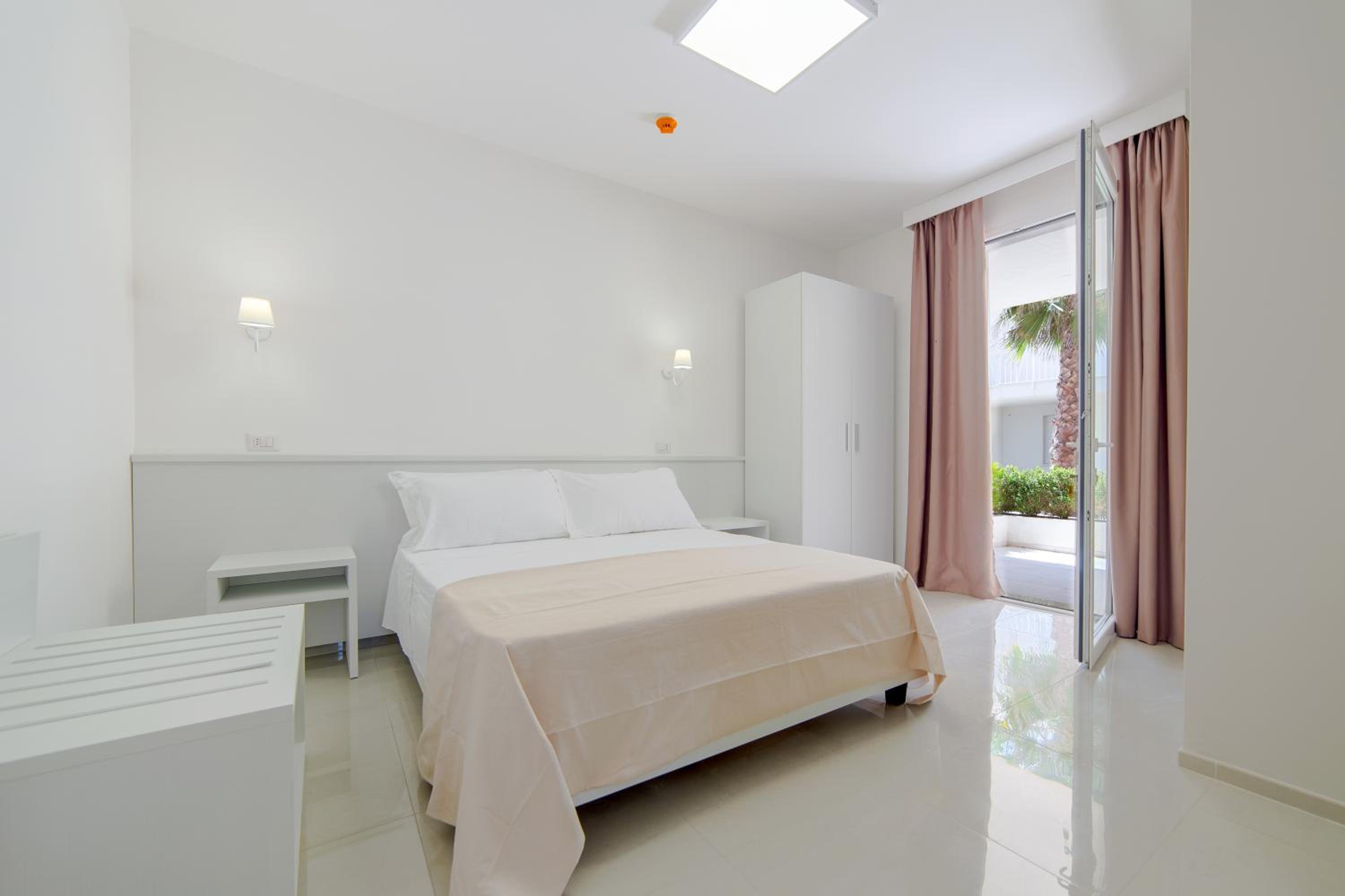 Double Room with Garden View photo 3