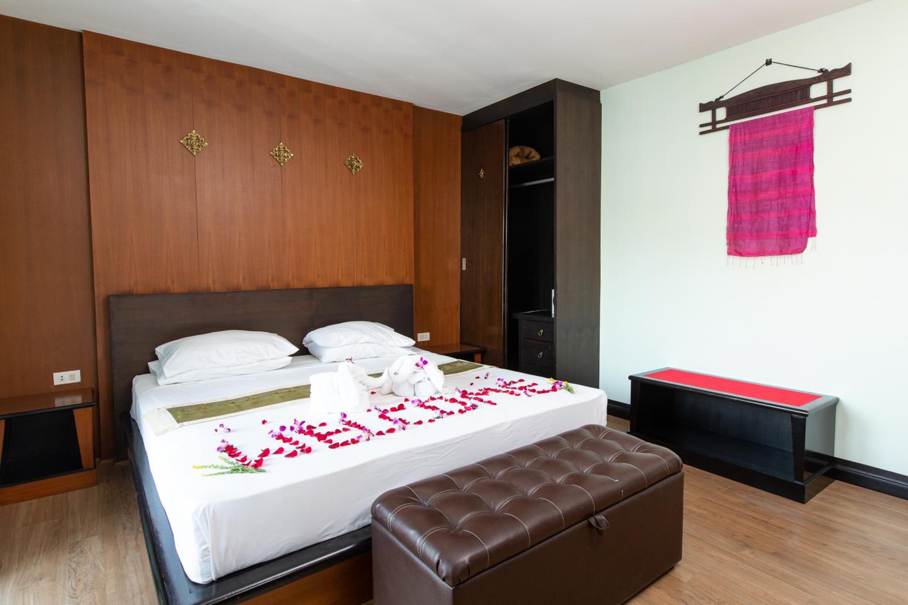 Deluxe Double Room - Photo 4