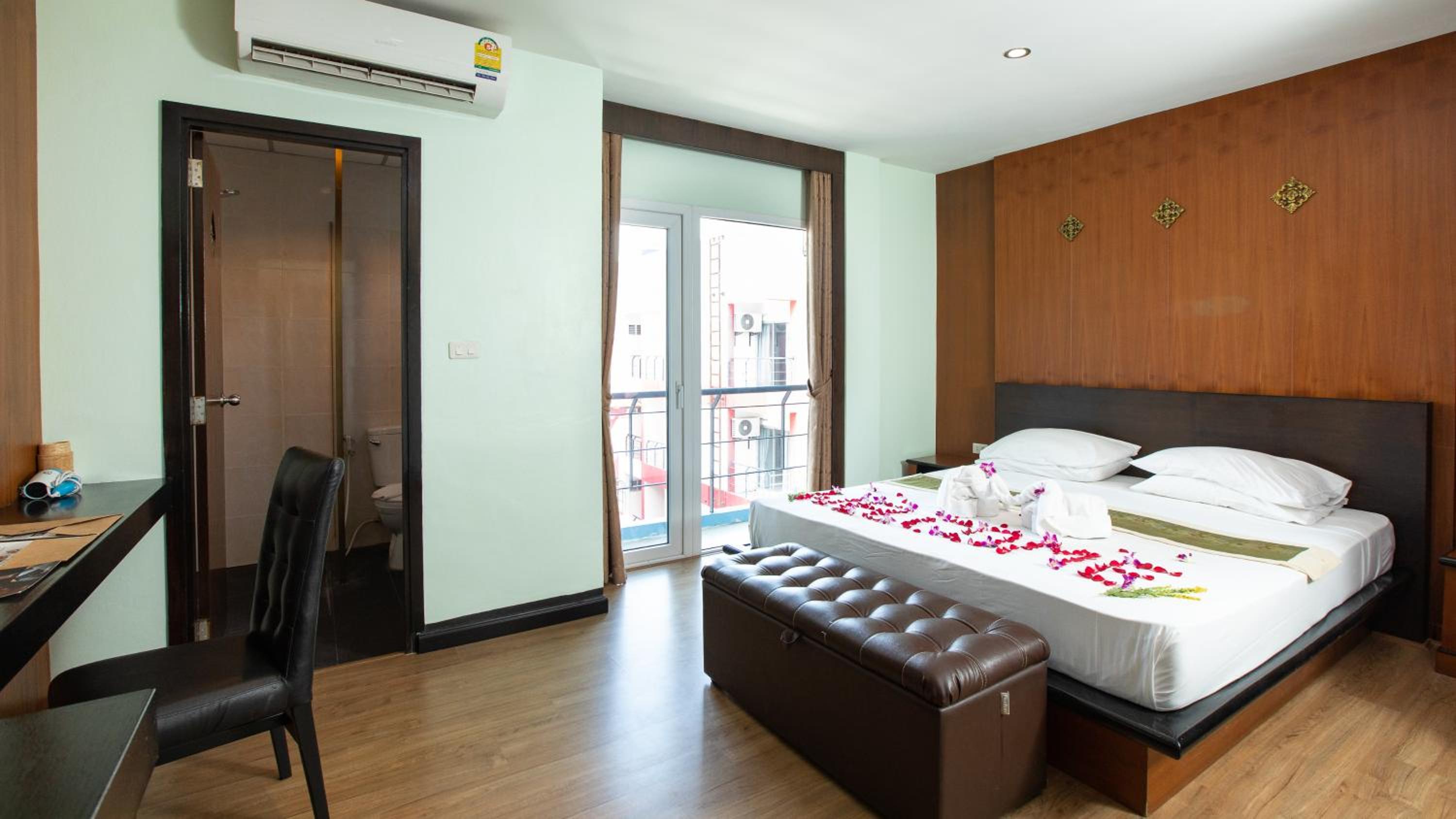 Deluxe Double Room - Photo 5