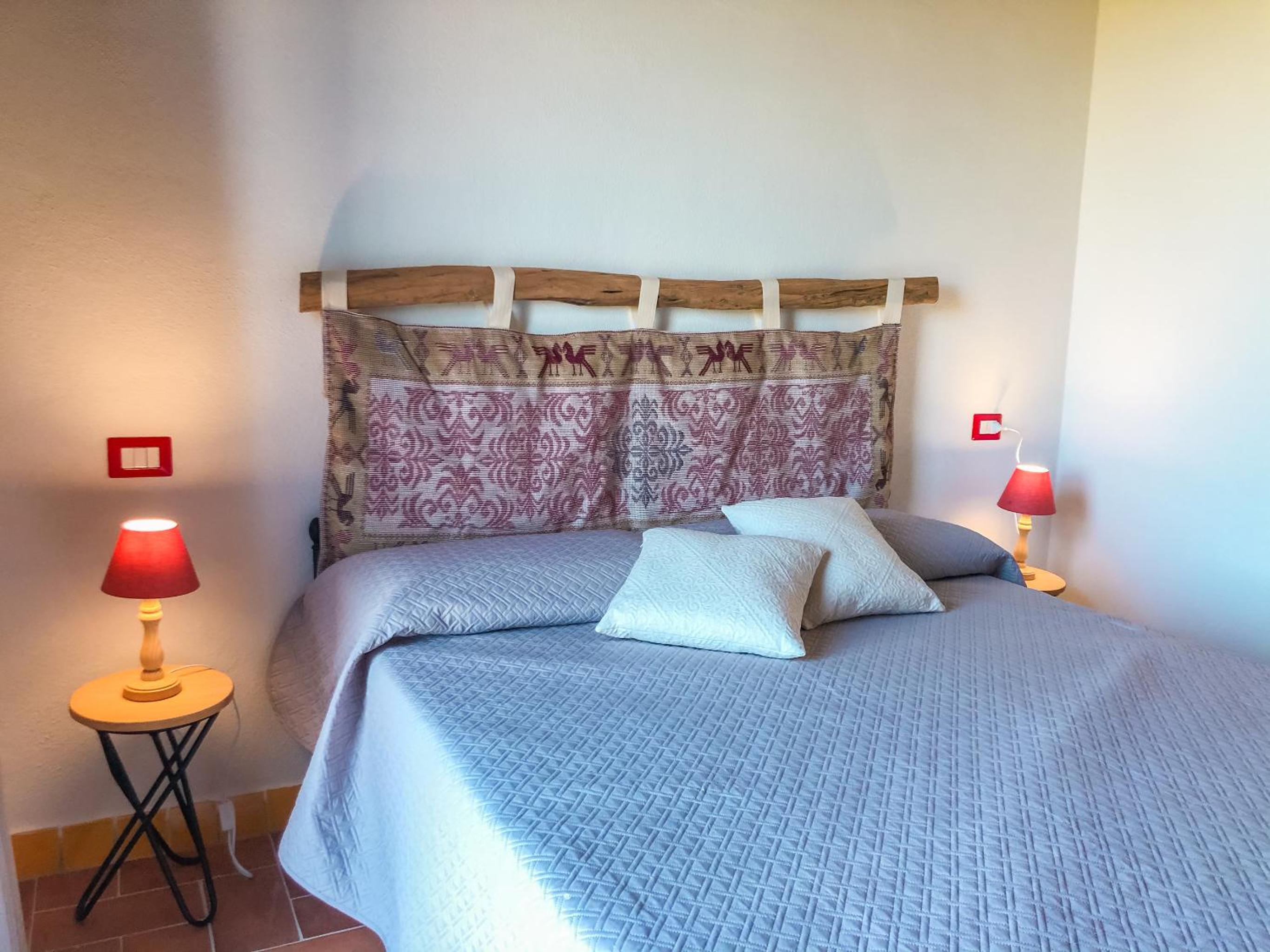 Double Room with Balcony - Photo 13