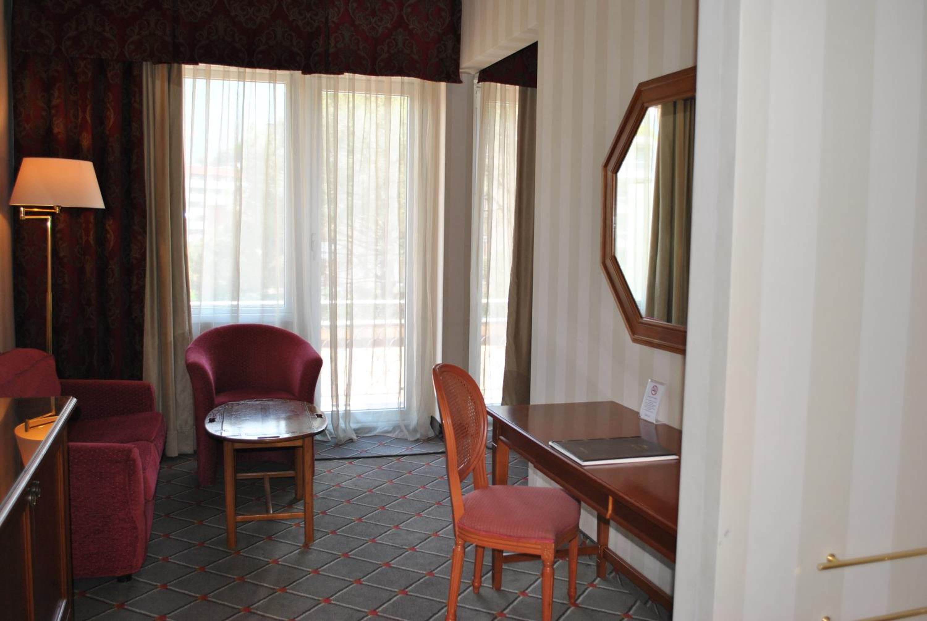 Junior Suite - Photo 11