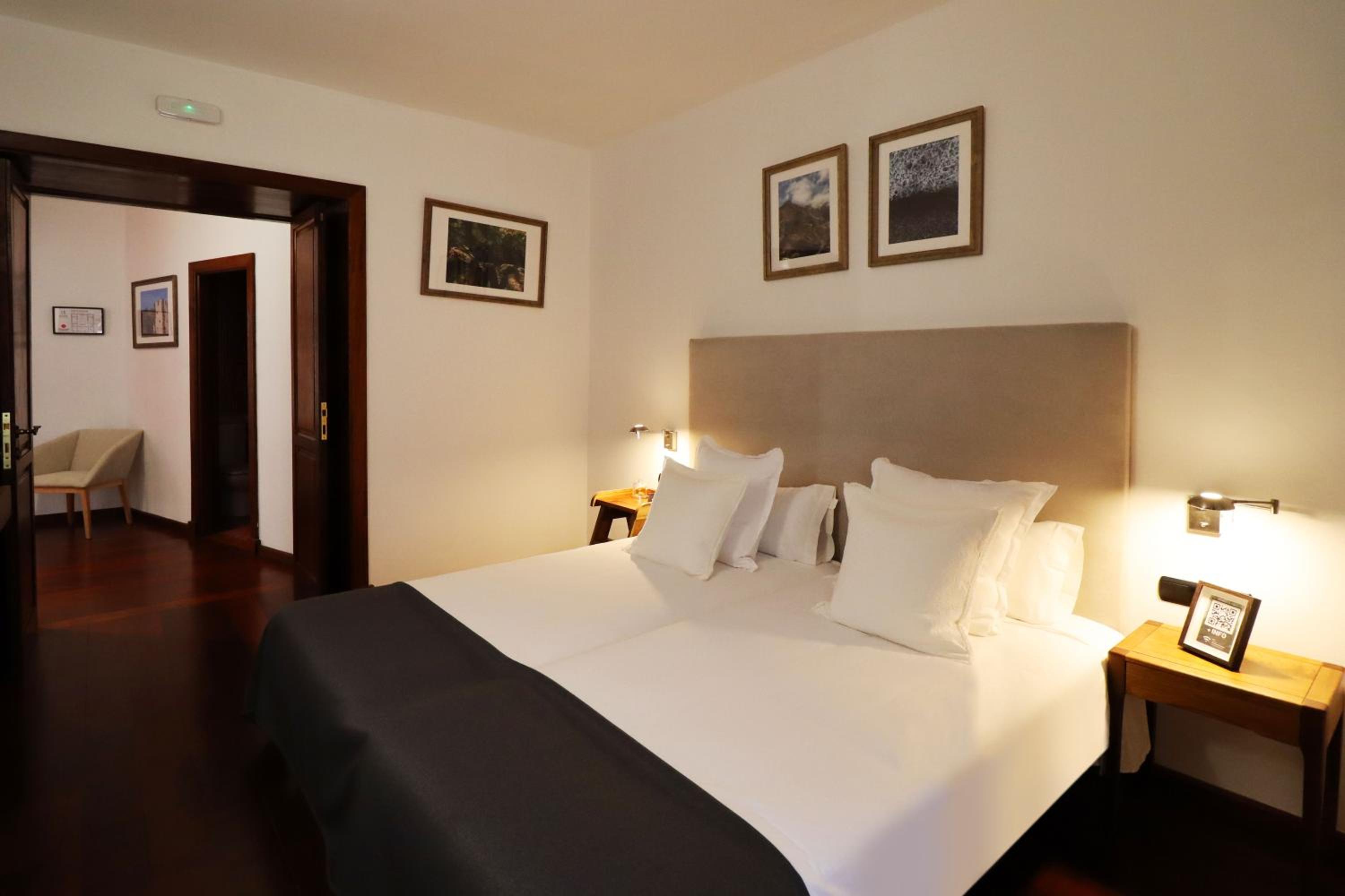 Superior Twin Room photo 2
