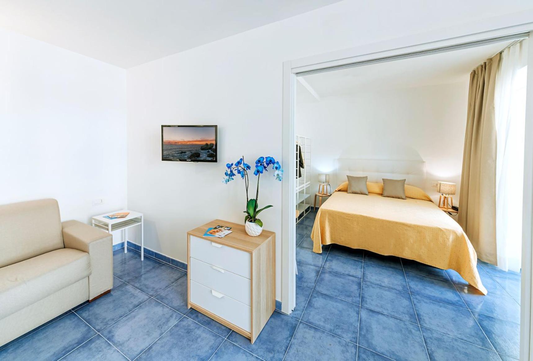 Junior Suite with Garden View