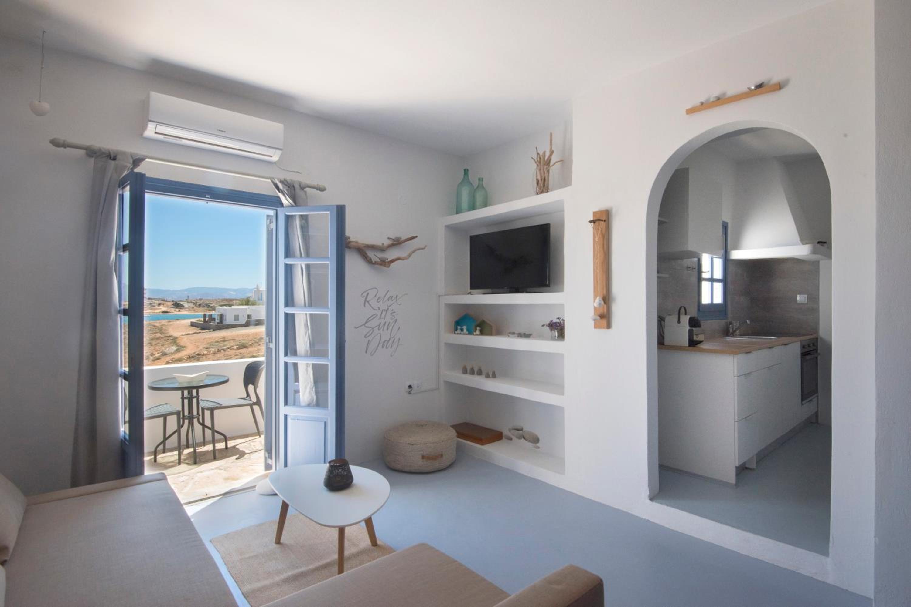 One-Bedroom House - Photo 23
