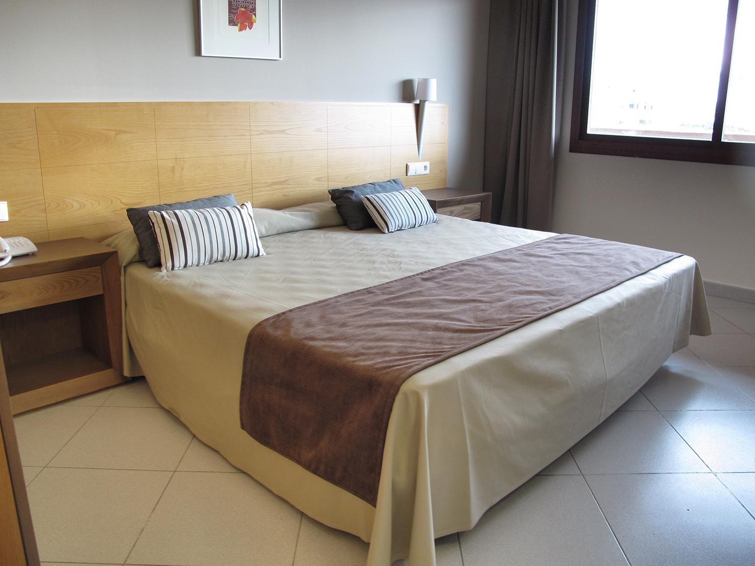 Double or Twin Room - Photo 1