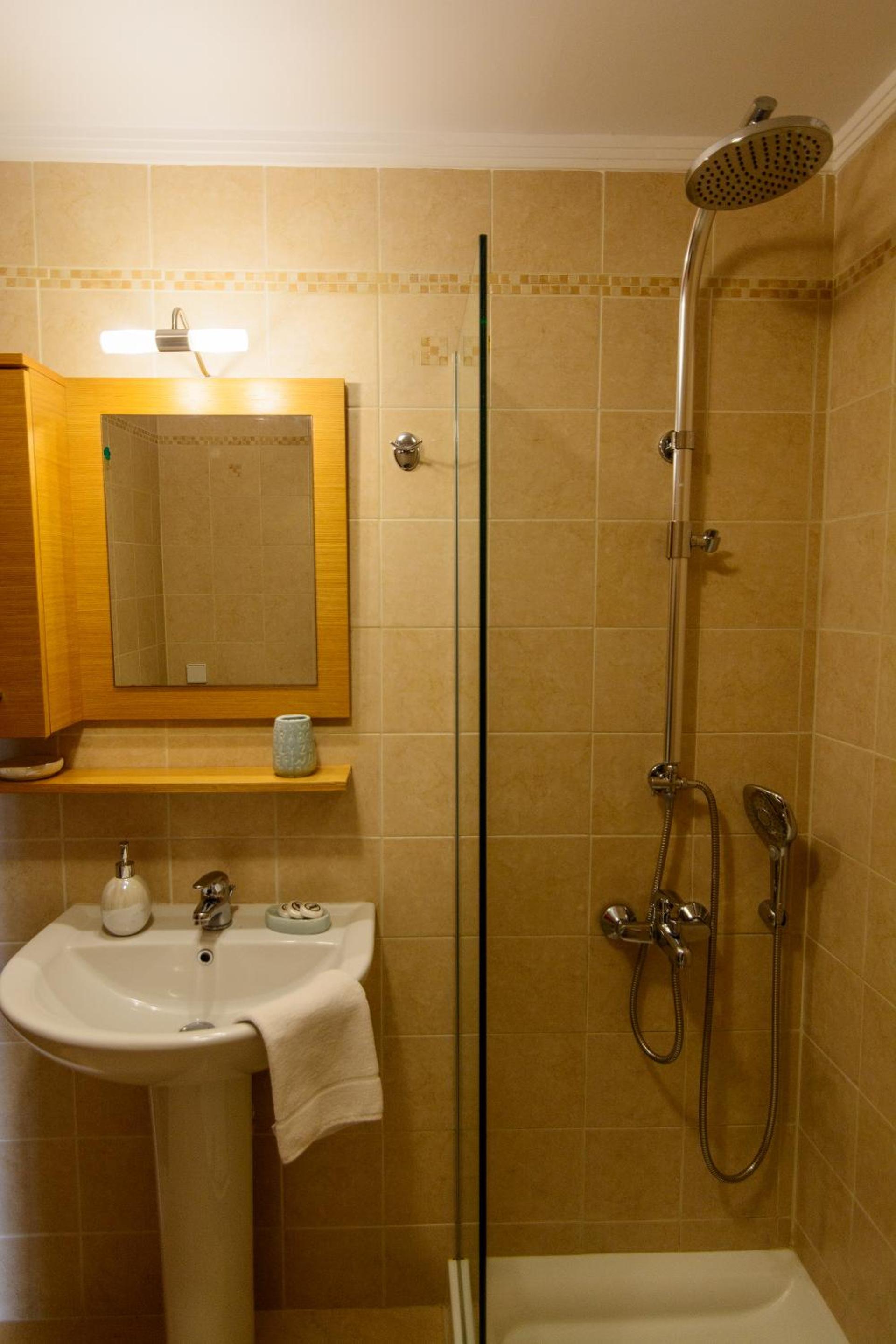 Two-Bedroom Apartment - Ground Floor  photo 3