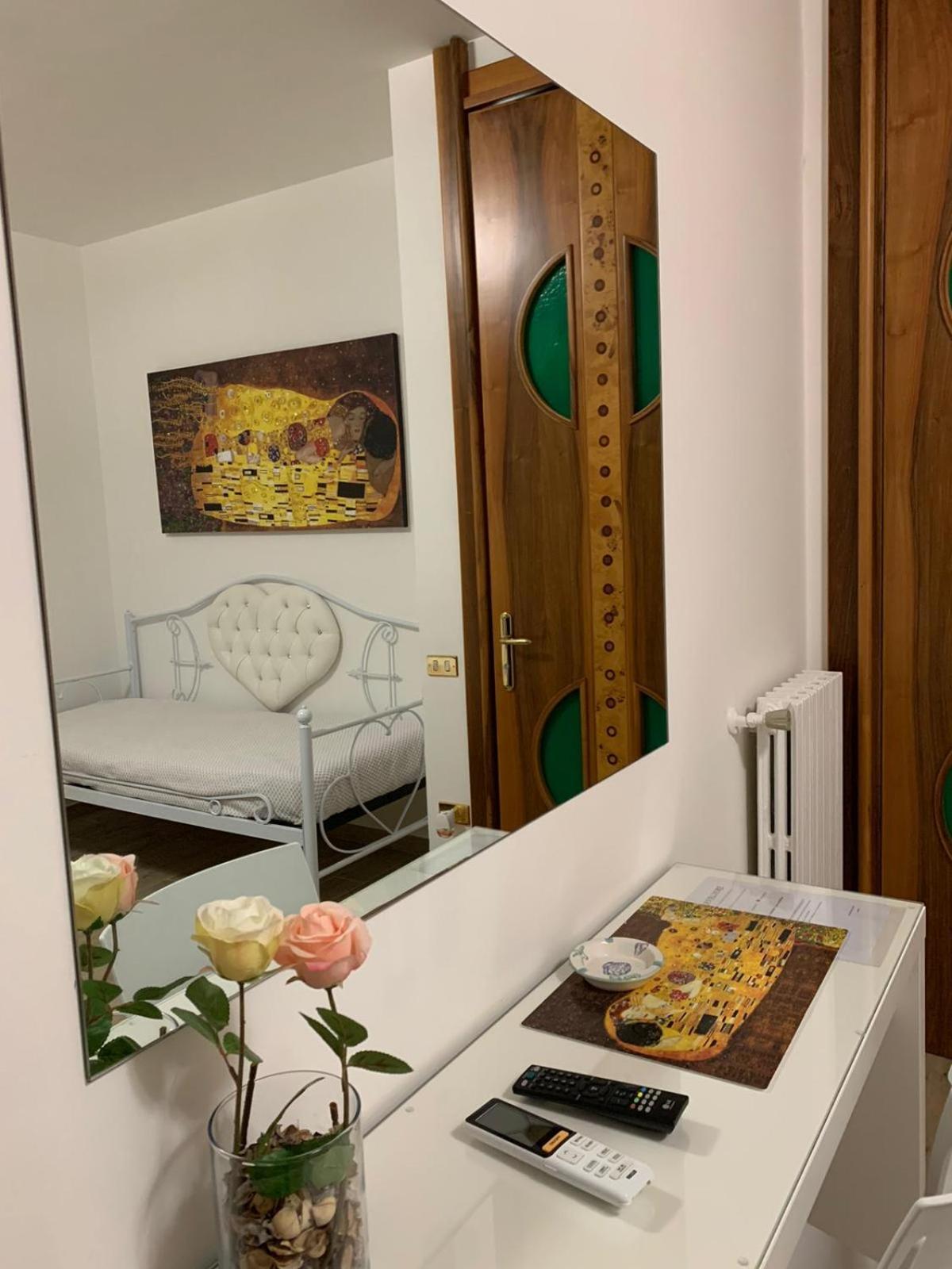 Comfort Triple Room - Photo 10