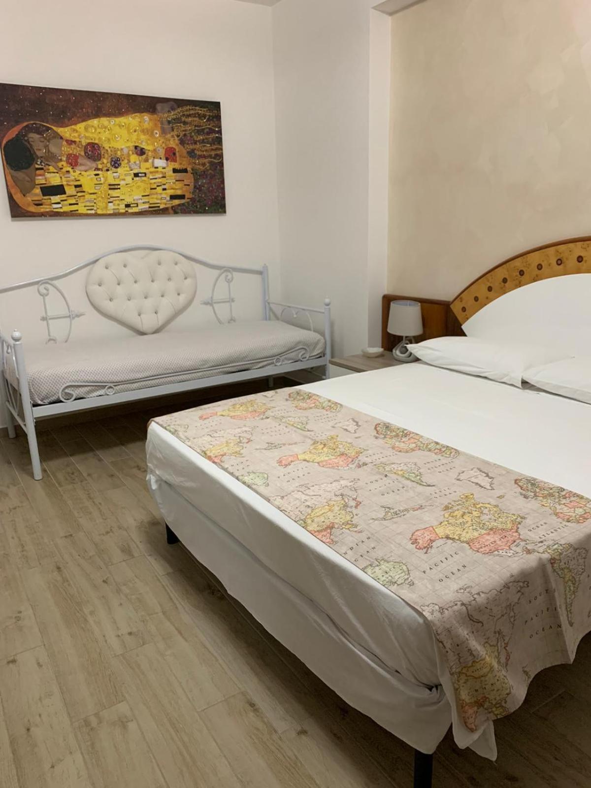 Comfort Triple Room - Photo 8