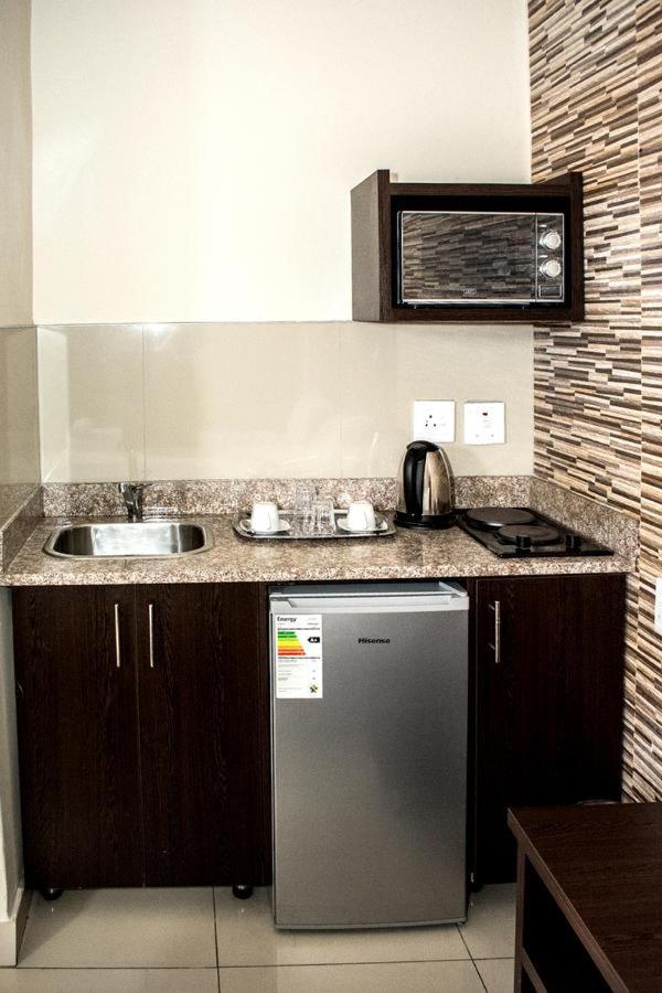 Self-Catering Room - Photo 12