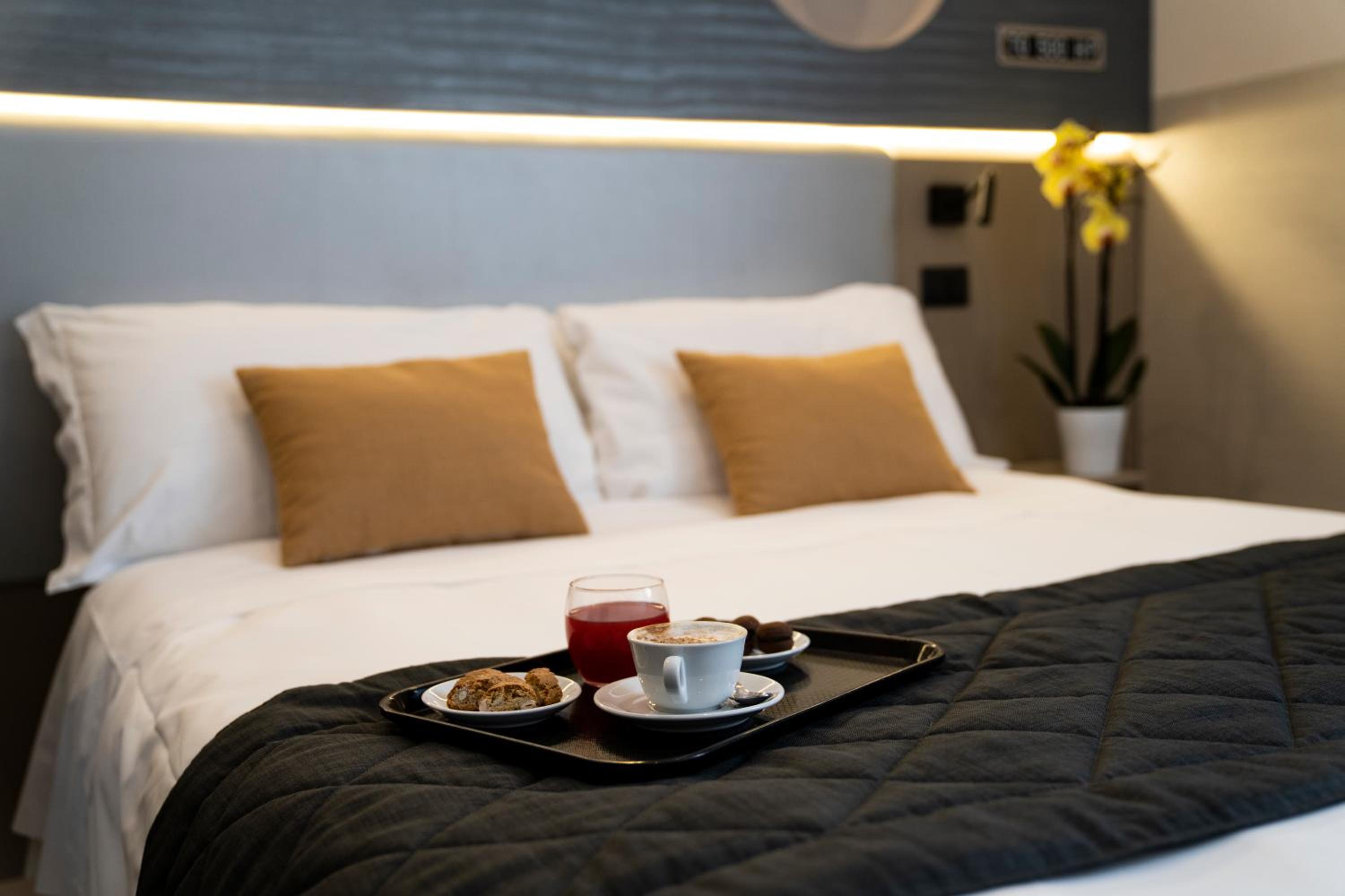 Superior Double or Twin Room - Photo 6