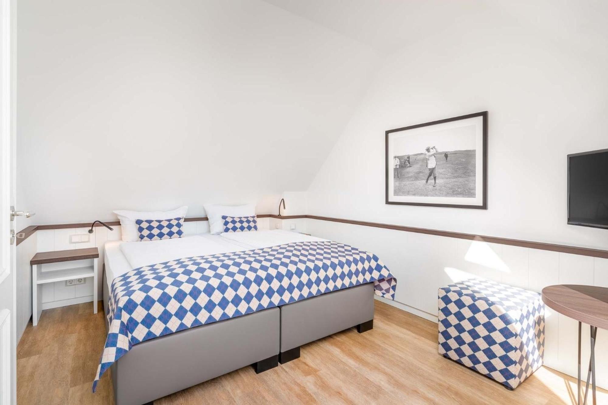 One-Bedroom Suite