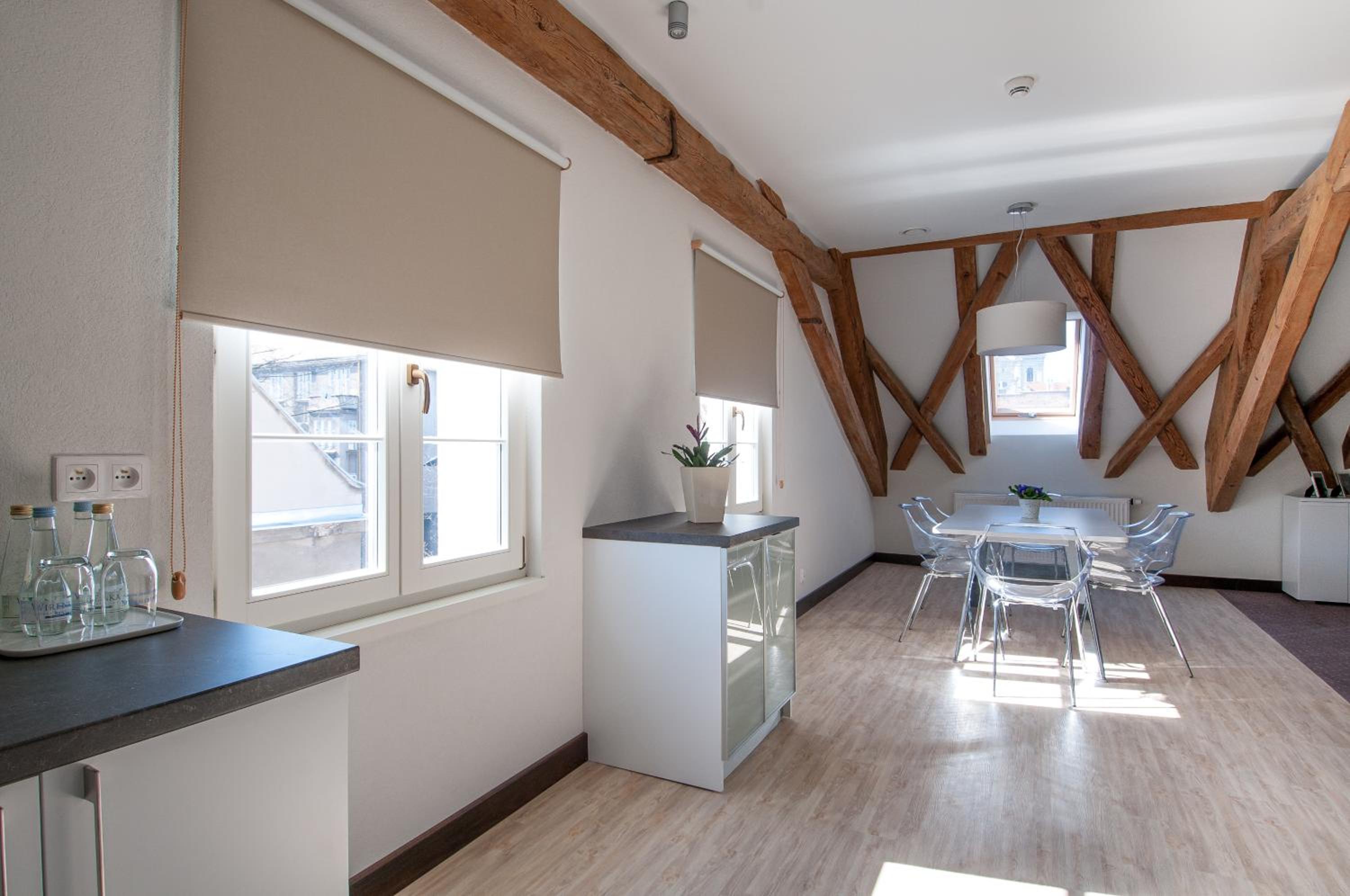 One-Bedroom Apartment - Photo 5