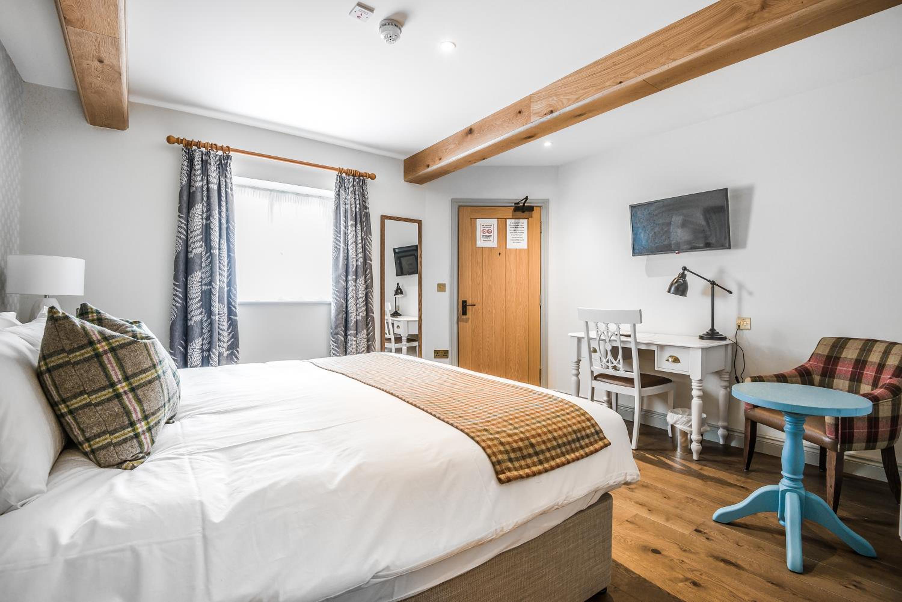 Superior King Room photo 2