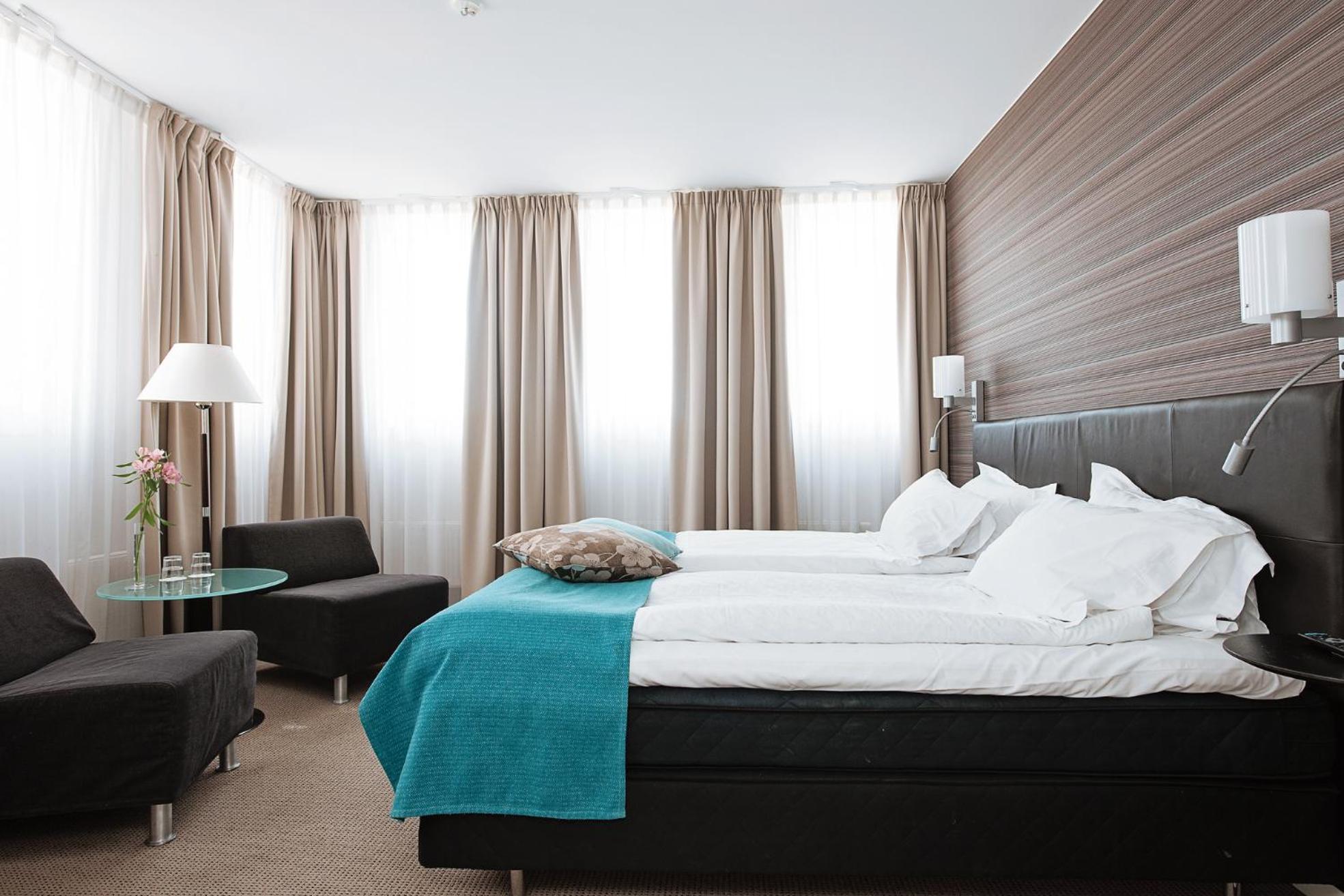 Junior Suite (2 Adults) - Photo 5