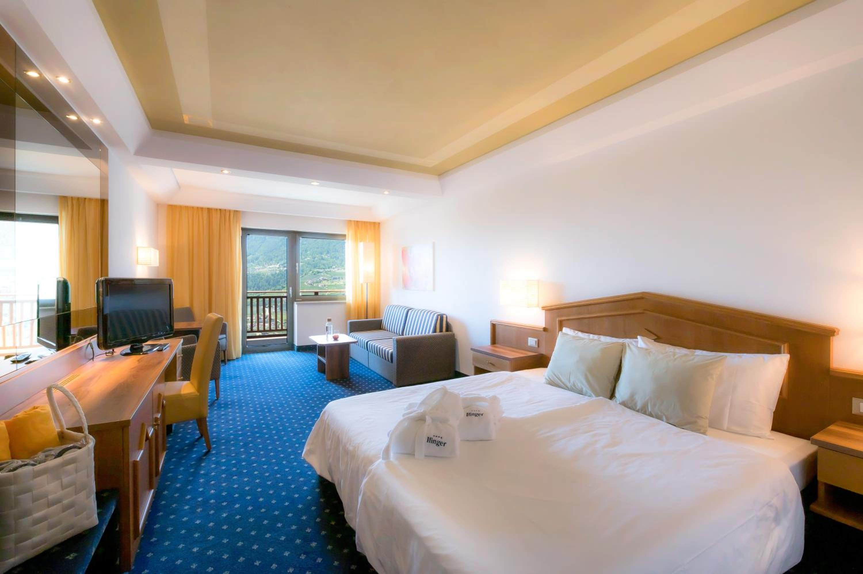 Superior Double Room with Balcony photo 1