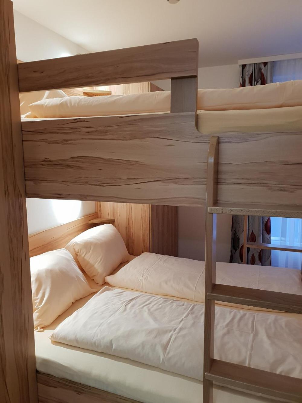One-Bedroom Apartment (3-4 Adults)
