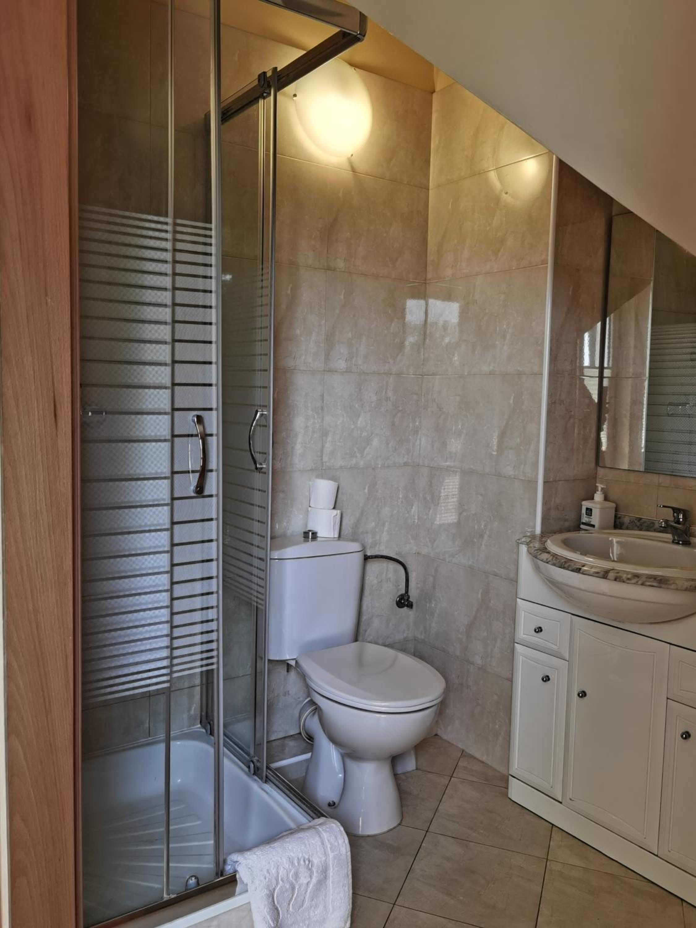 Double Room with Balcony photo 3
